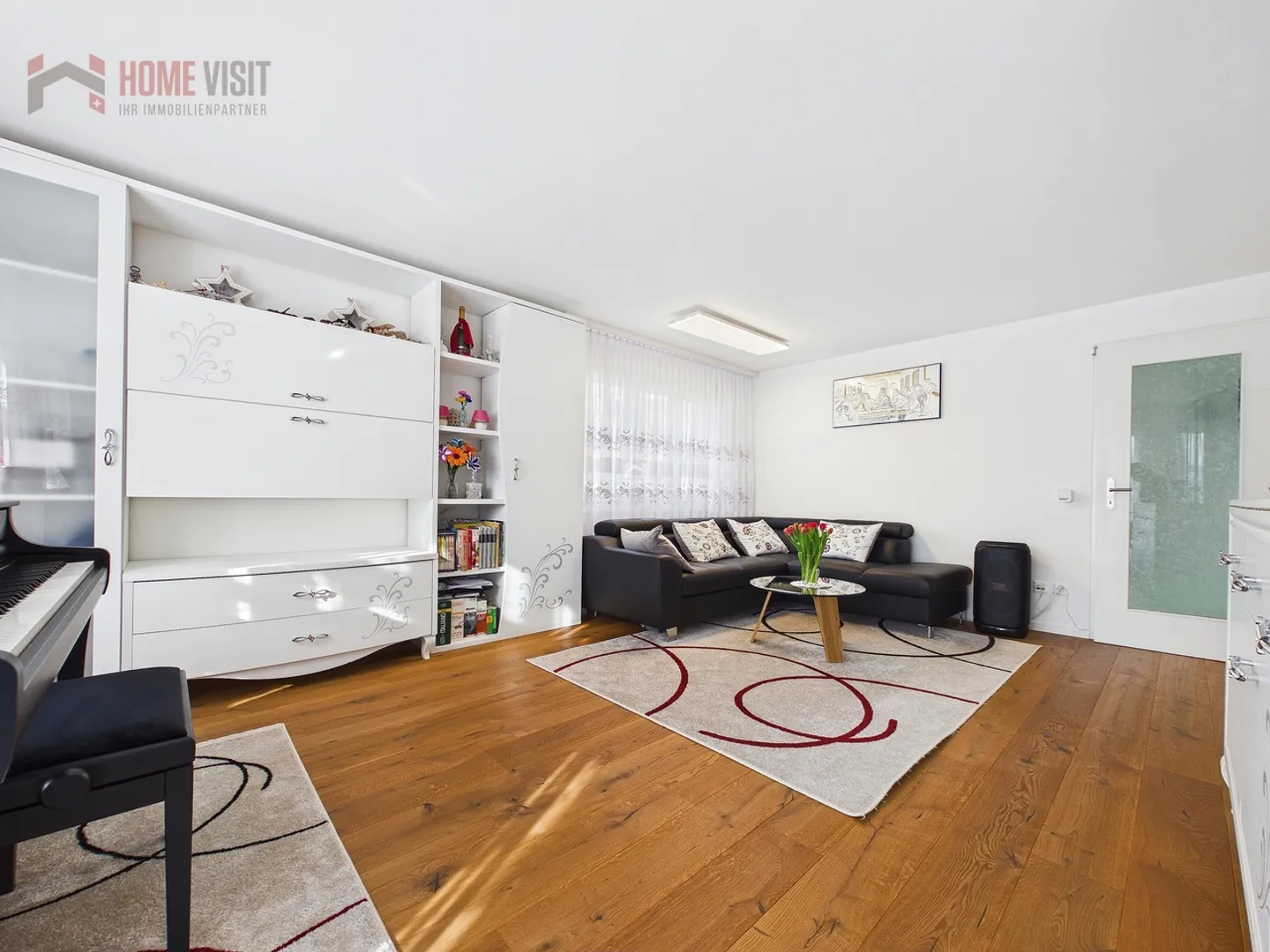 Appartamento 4.5 stanze con balcone e stanza hobby in posizione tranquilla - Foto 2 di 18