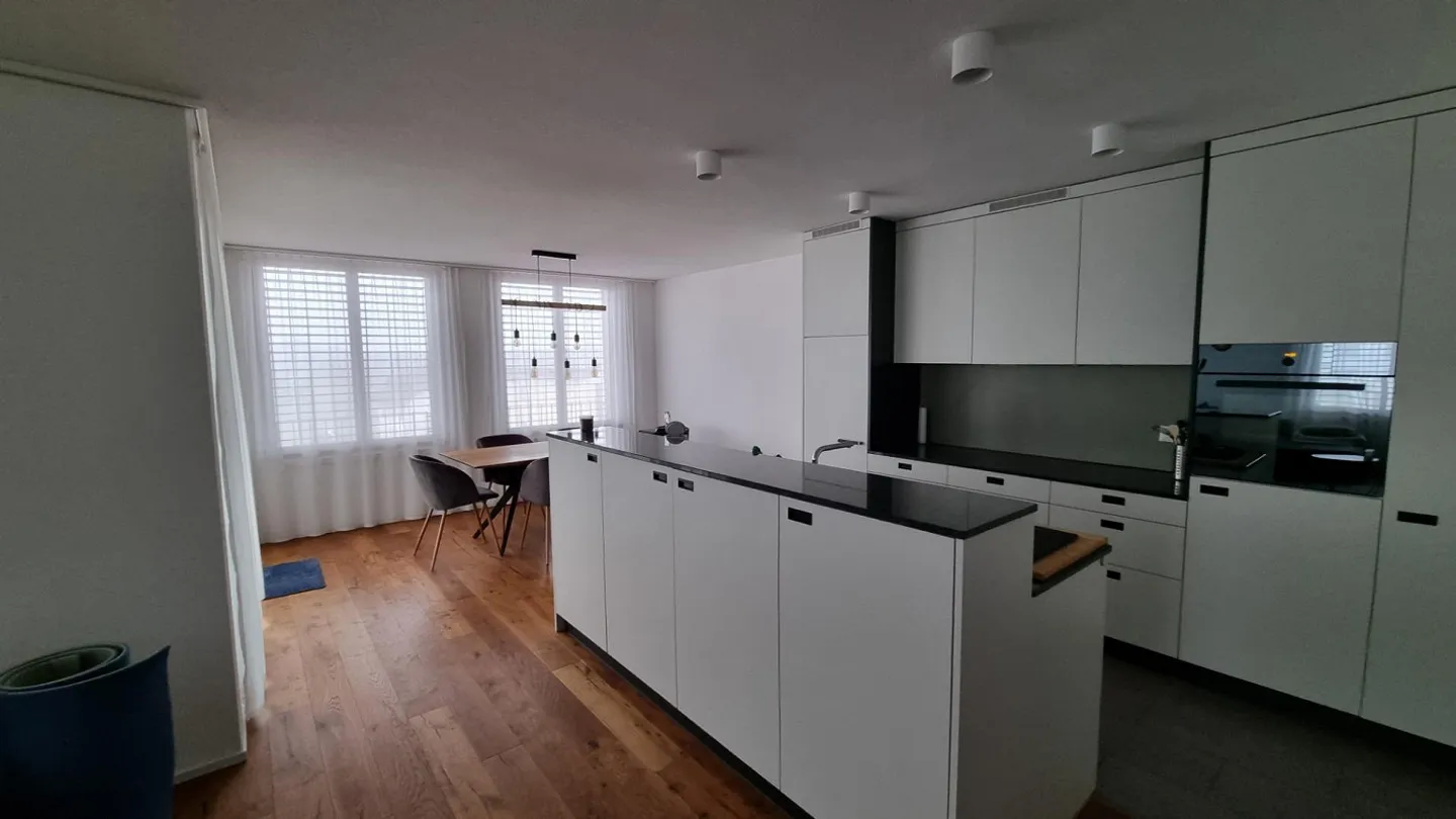 Dreamlike 3.5-room apartment in Inwil - Photo 4 of 8