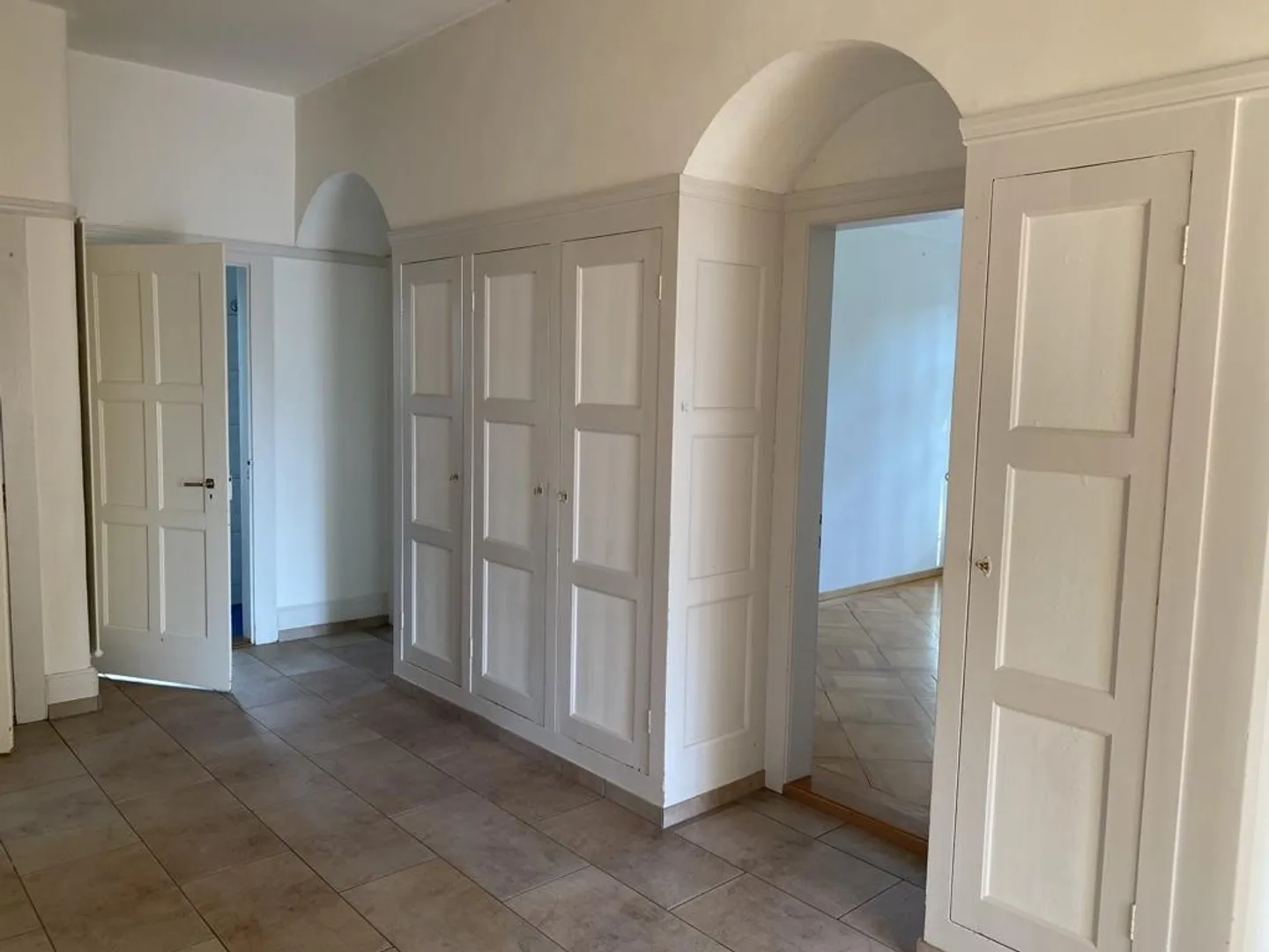 Belle vieille appartement cherche nouveau locataire - Photo 5 sur 10