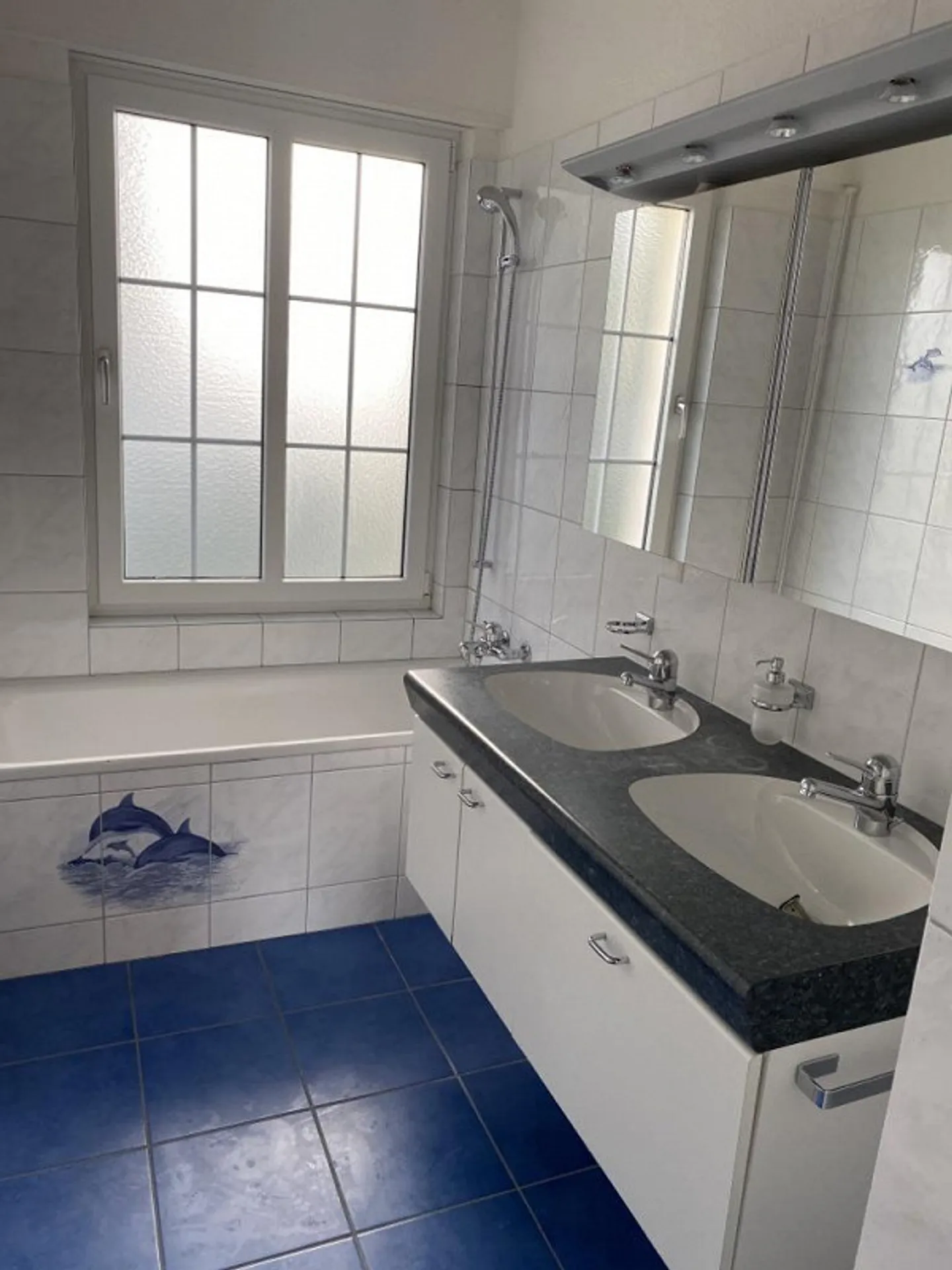 Belle vieille appartement cherche nouveau locataire - Photo 6 sur 10