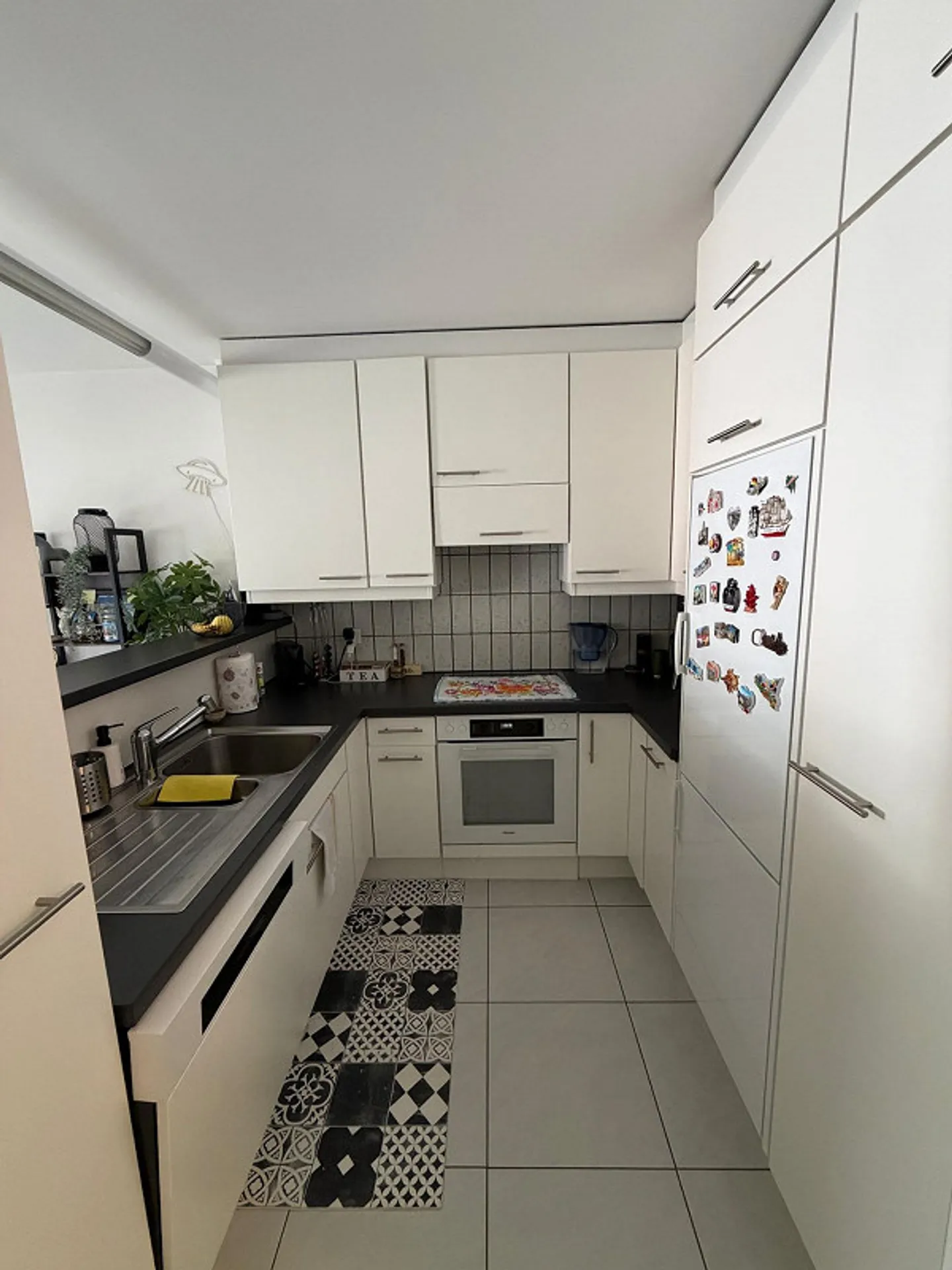 Moderne 2.5-Zimmer-Wohnung in Zürich - Foto 8 von 24