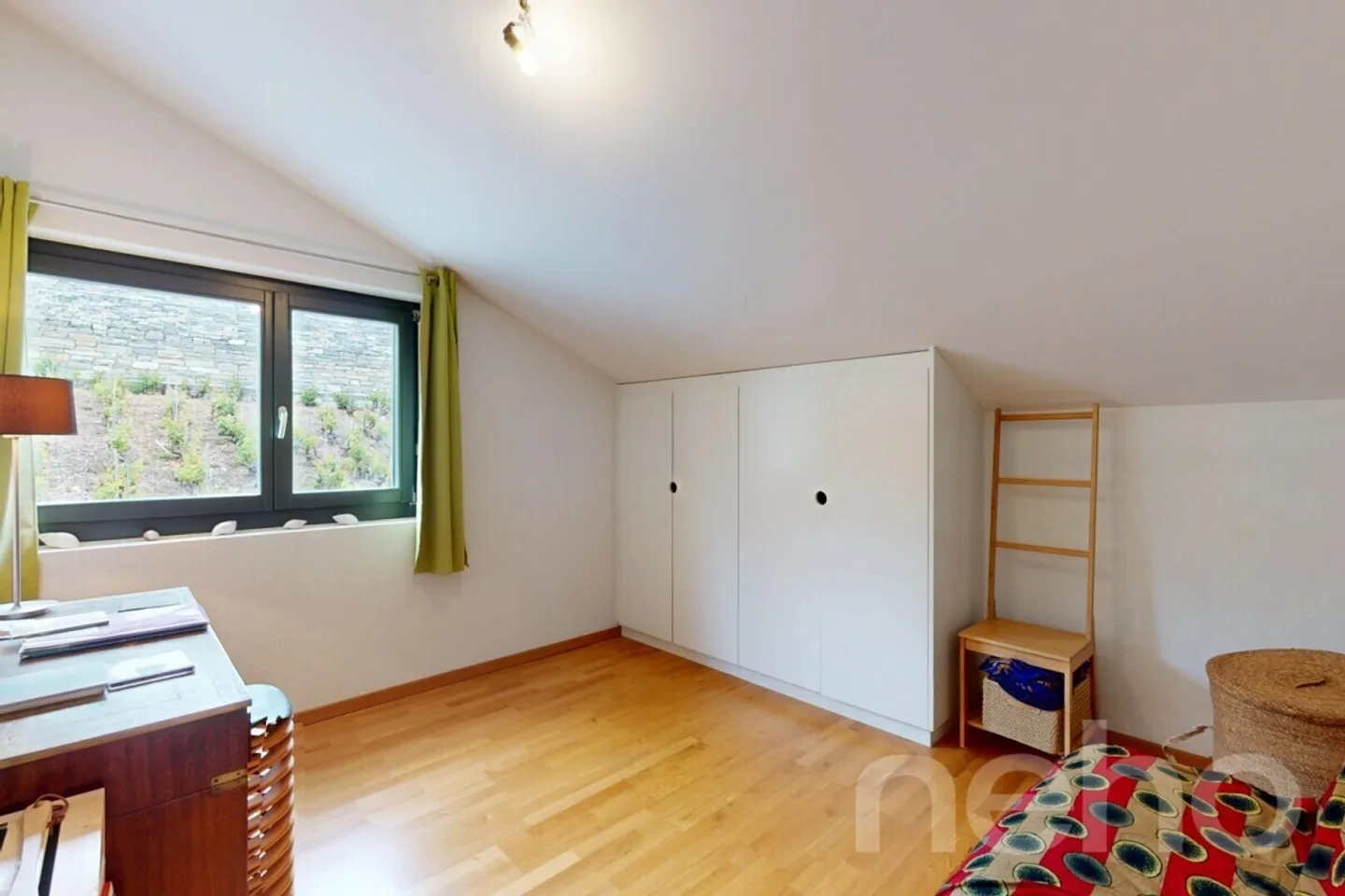 Geräumiges Familienhaus mit unabhängiger Unterkunft - Foto 12 von 13