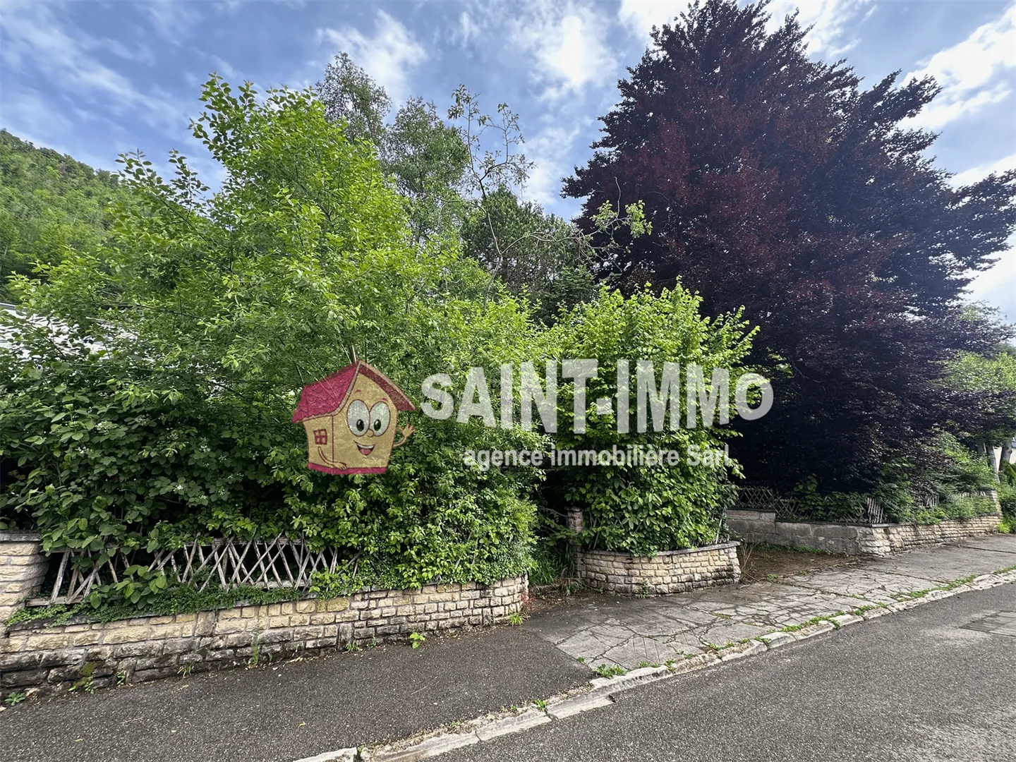 Beau terrain à bâtir de 641 m2 - quartier résidentiel recherché - Photo 1 sur 4