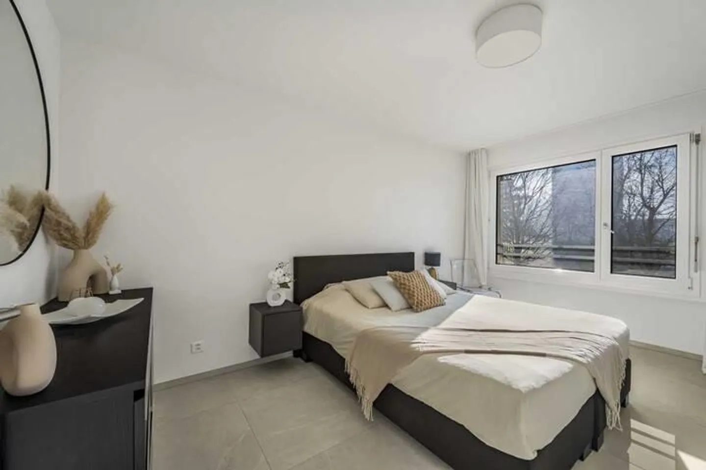 Stylish 3.5-Room Apartment - Photo 6 of 8