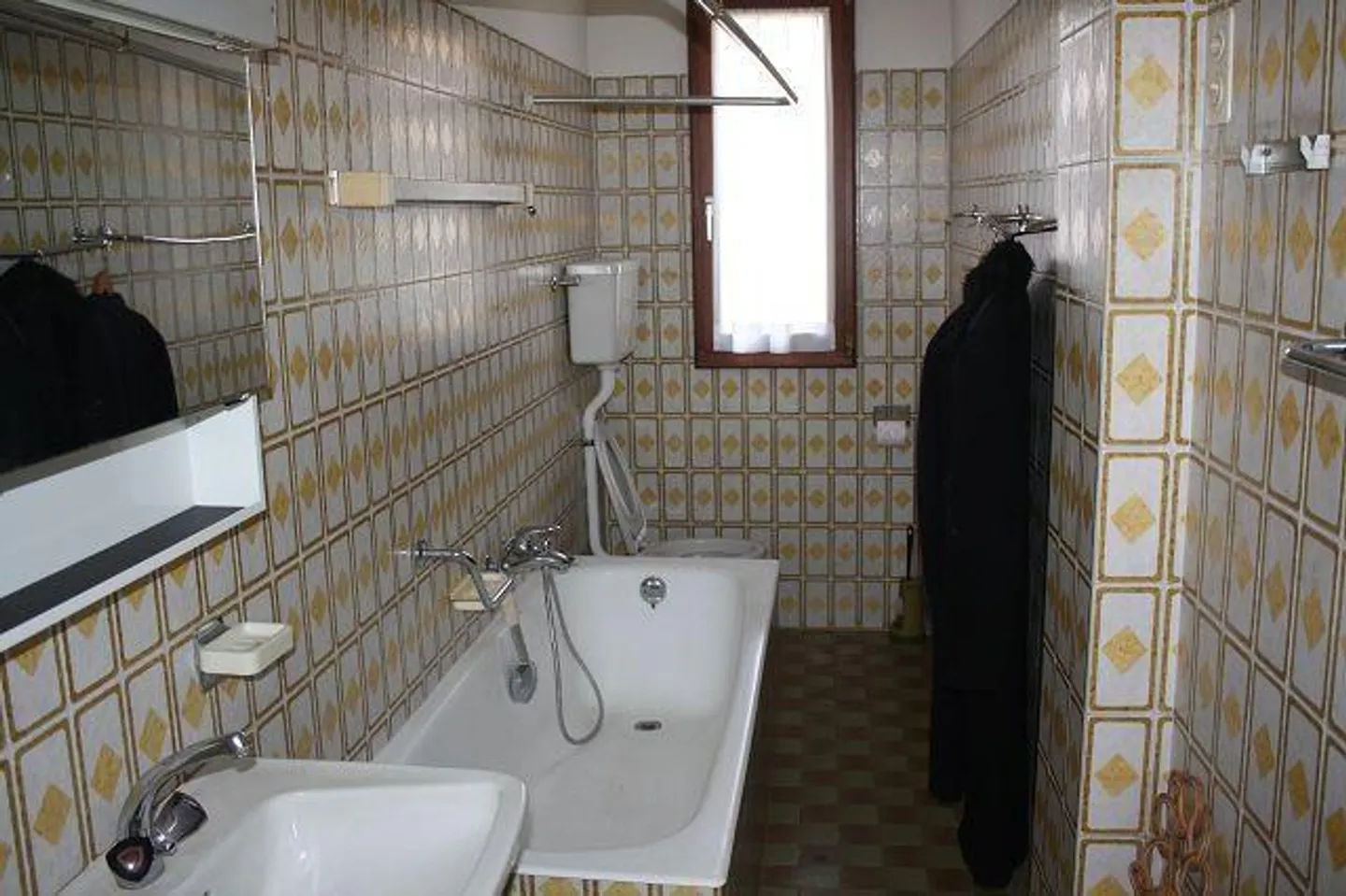 Casa singola in affitto - Foto 9 di 14