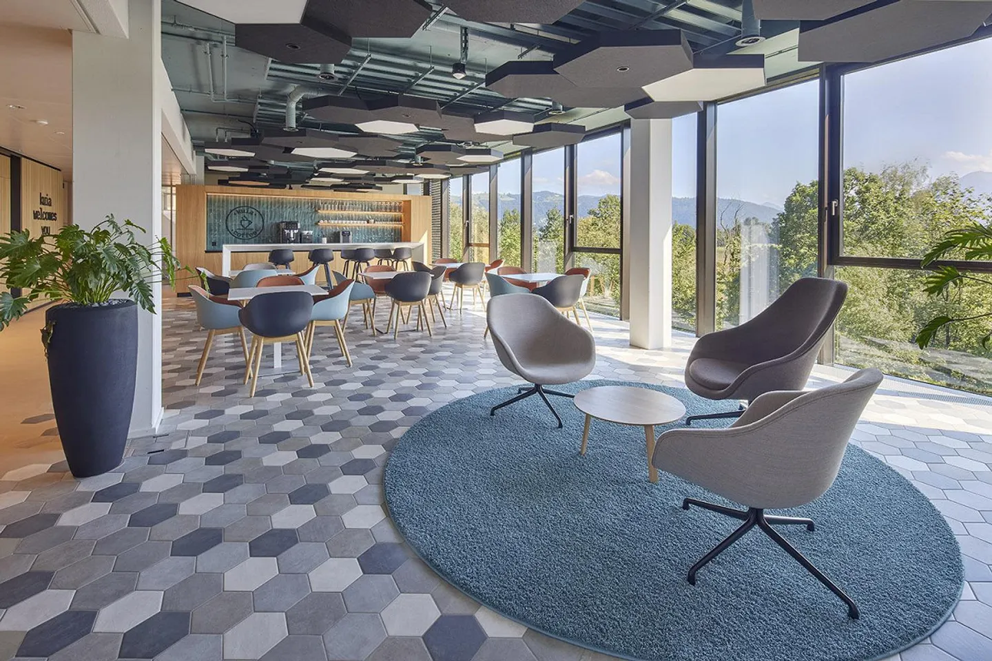 Bureau d'équipe de 4 personnes clé en main avec style - Vous vous concentrez sur... - Photo 2 sur 13