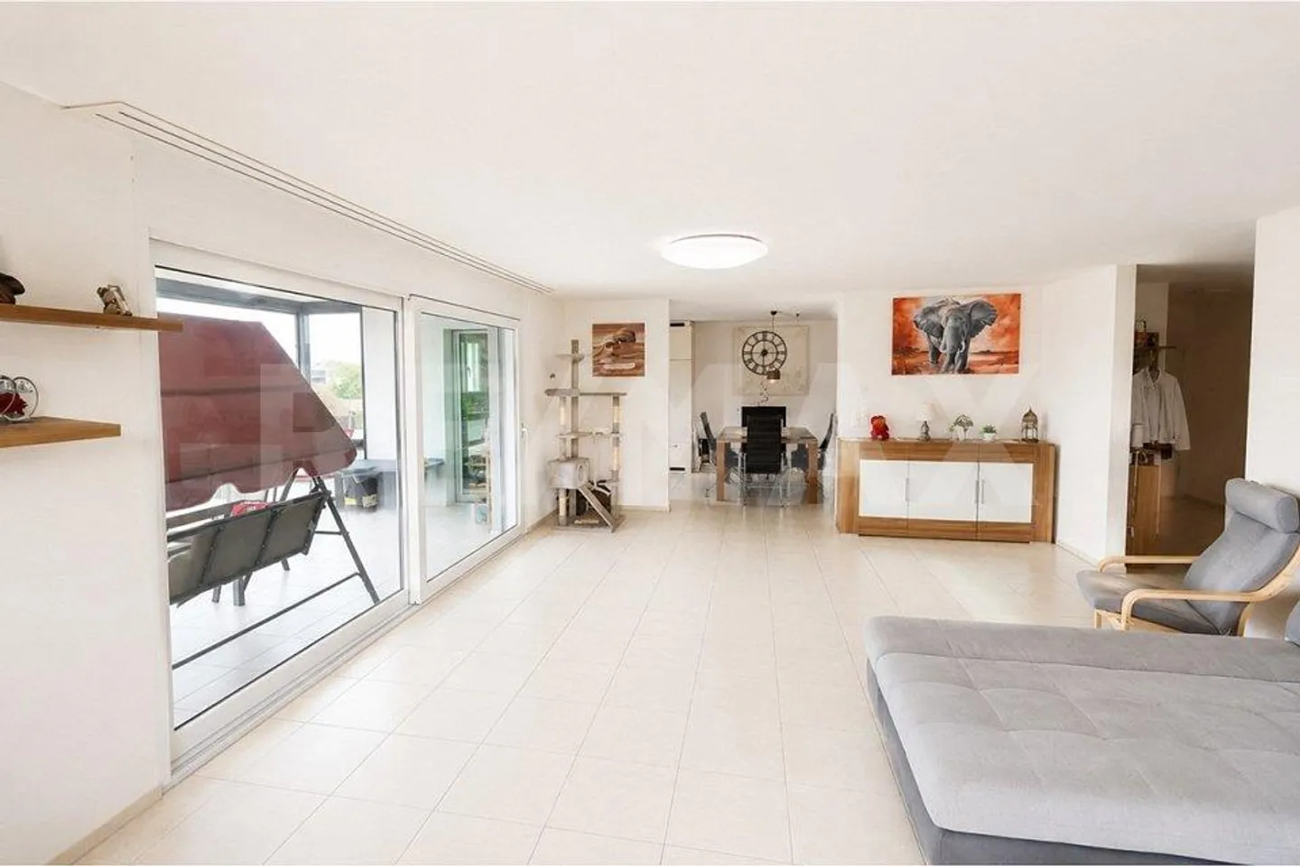 Spacious Apartment with Balcony - Photo 2 of 13