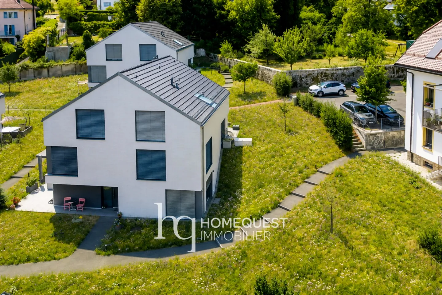 A contemporary twin house, bright and particularly versatile - Photo 1 of 10