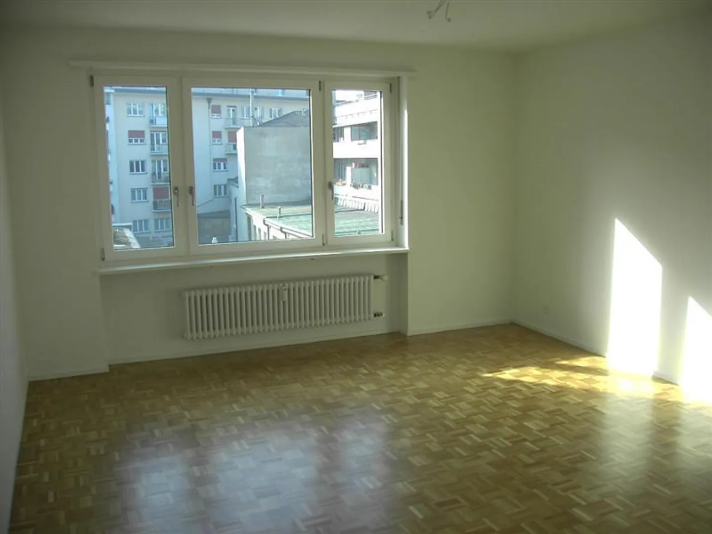 Attractive 4.5 room apartment in the center of Basel - Photo 4 of 8
