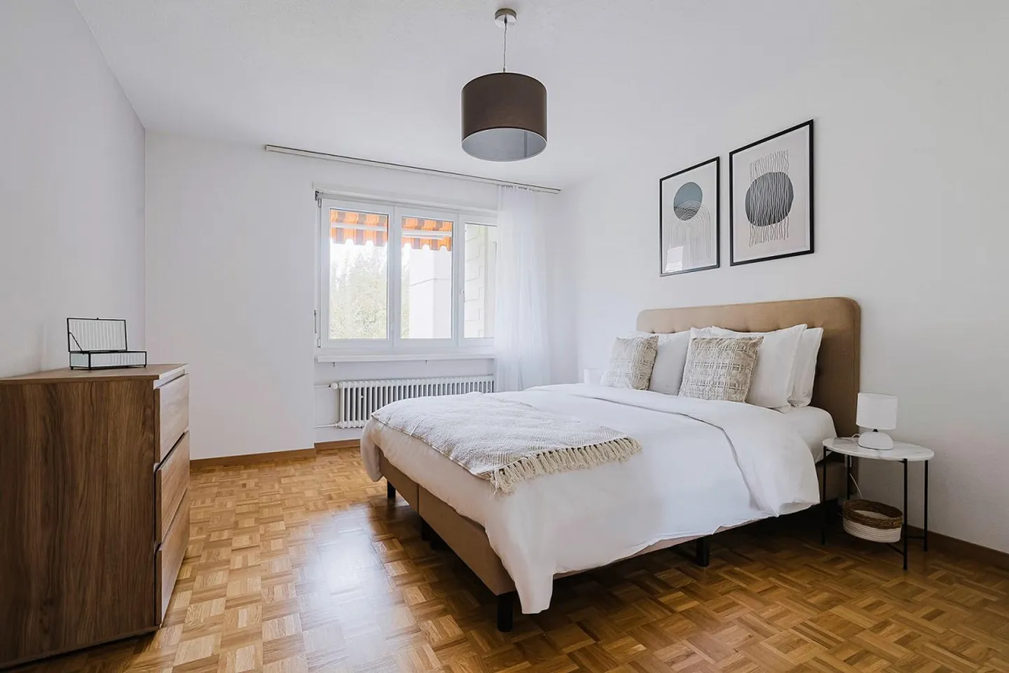 Appartement attrayant de 2,5 pièces avec vue sur le lac - Photo 9 sur 21