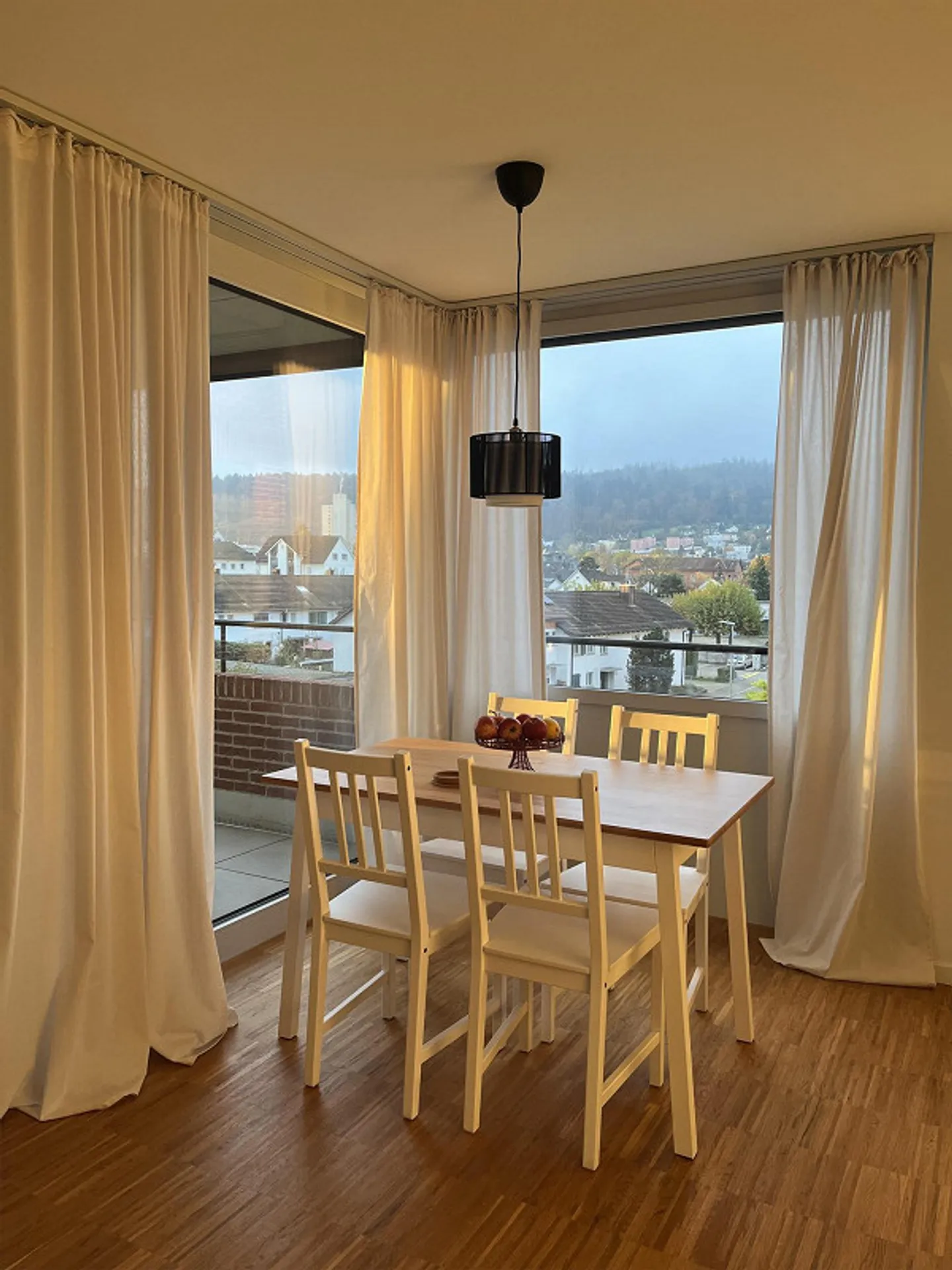 6-Monats-Untermiete: 2,5-Zimmer-Wohnung neben dem Bahnhof Regensdorf - Foto 3 von 11