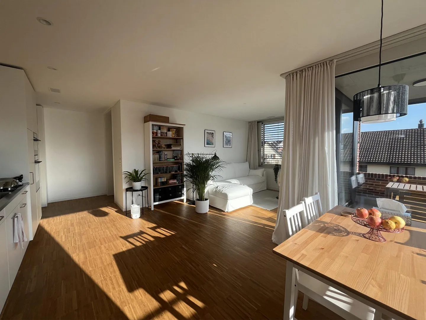 6-Monats-Untermiete: 2,5-Zimmer-Wohnung neben dem Bahnhof Regensdorf - Foto 2 von 11