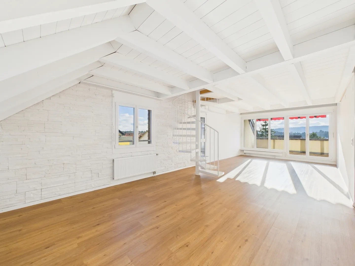 Appartement en duplex exclusif de 5,5 pièces avec des normes modernes à Birmenstorf AG - Photo 1 sur 12