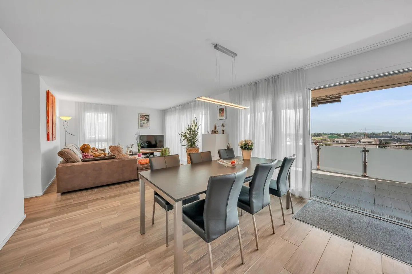 Appartement 4.5 pièces - Photo 4 sur 12