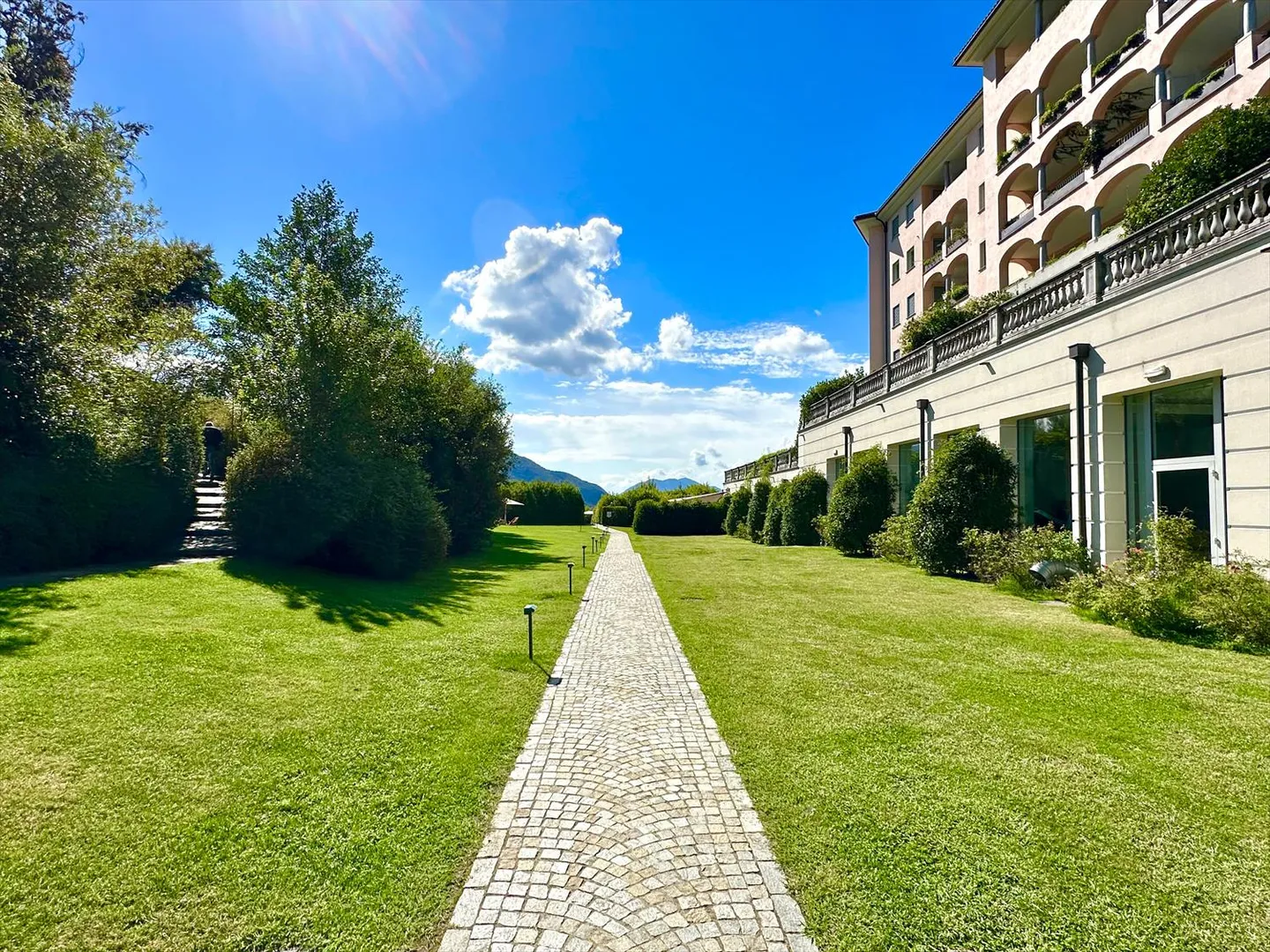 Proprietà di lusso con vista lago e servizi esclusivi in un resort a 5 stelle - Foto 12 di 13
