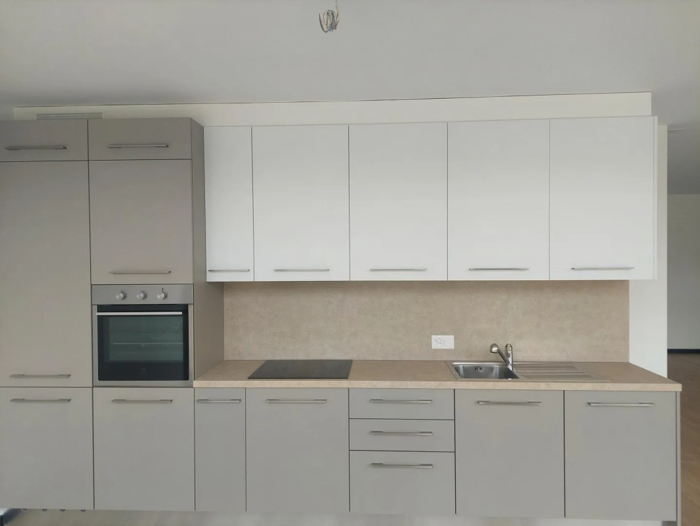 APPARTEMENT SPACIEUX COMPLÈTEMENT RÉNOVÉ - Photo 9 sur 30