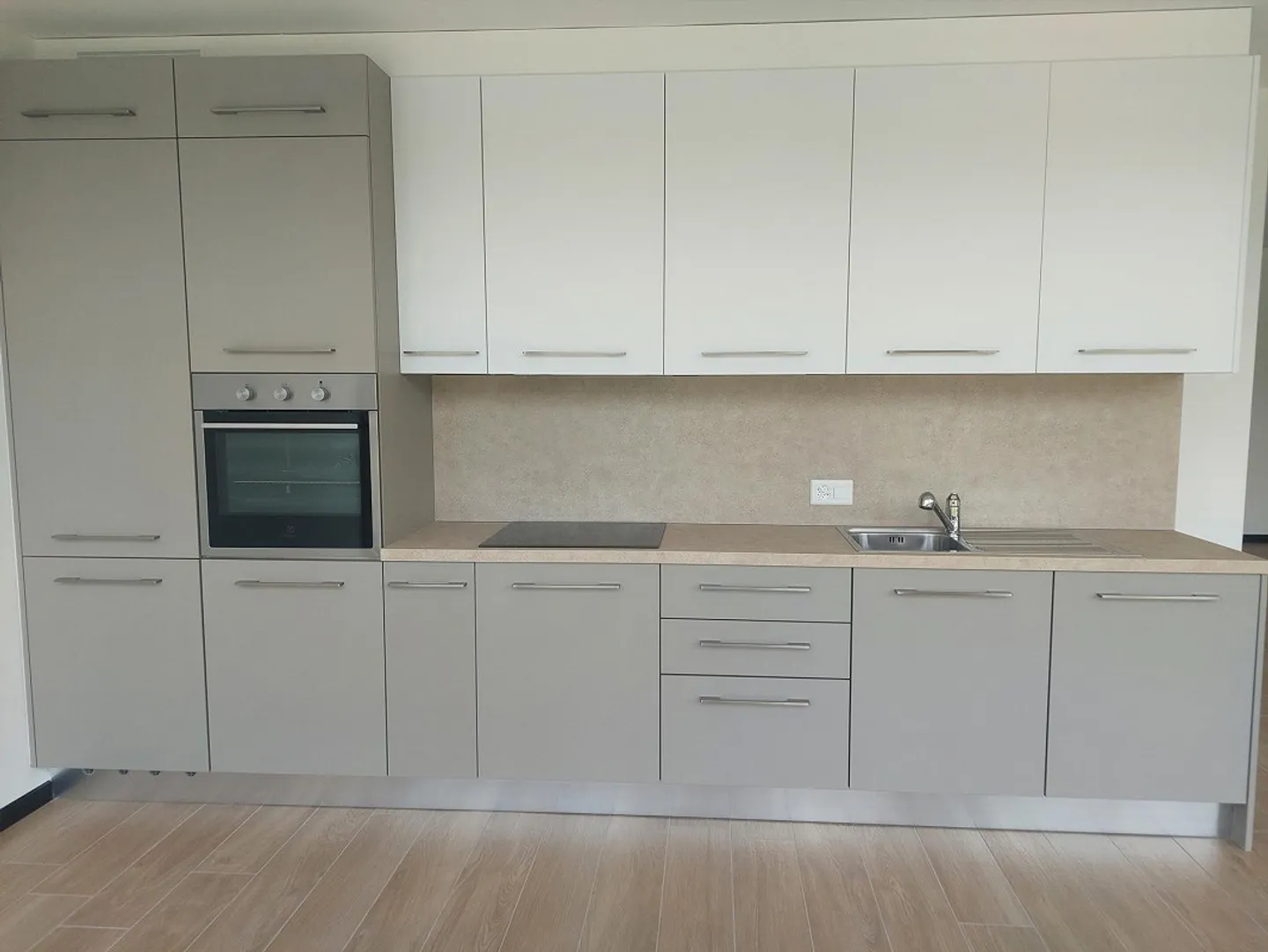 APPARTEMENT SPACIEUX COMPLÈTEMENT RÉNOVÉ - Photo 10 sur 30