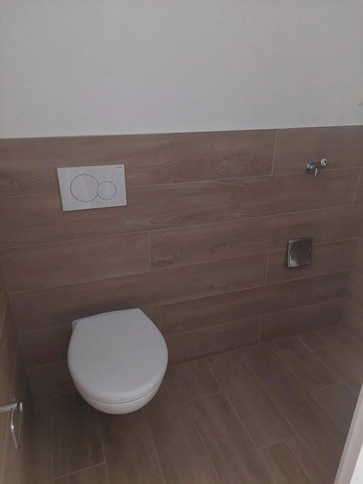 APPARTEMENT SPACIEUX COMPLÈTEMENT RÉNOVÉ - Photo 16 sur 30