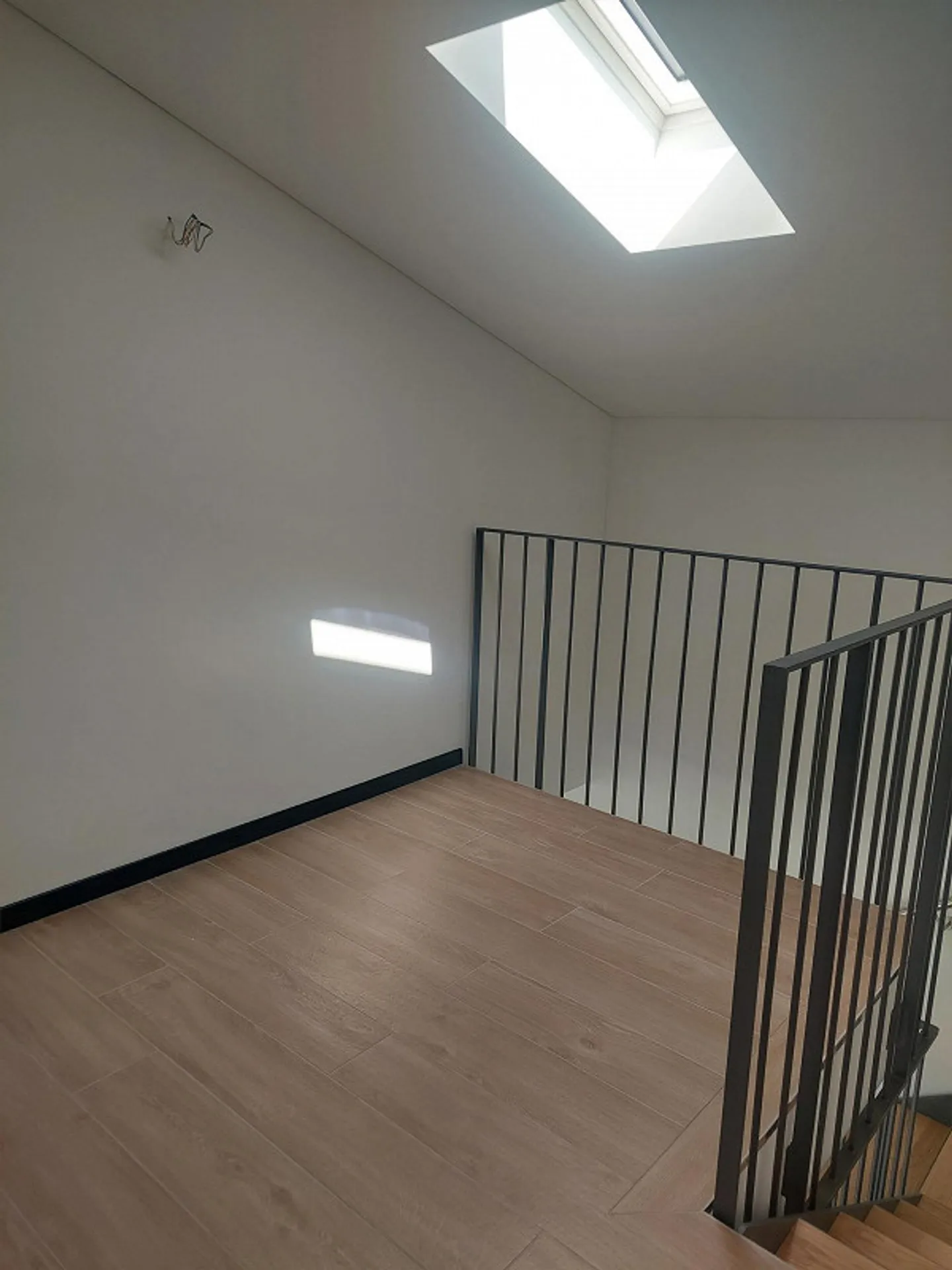 APPARTEMENT SPACIEUX COMPLÈTEMENT RÉNOVÉ - Photo 18 sur 30