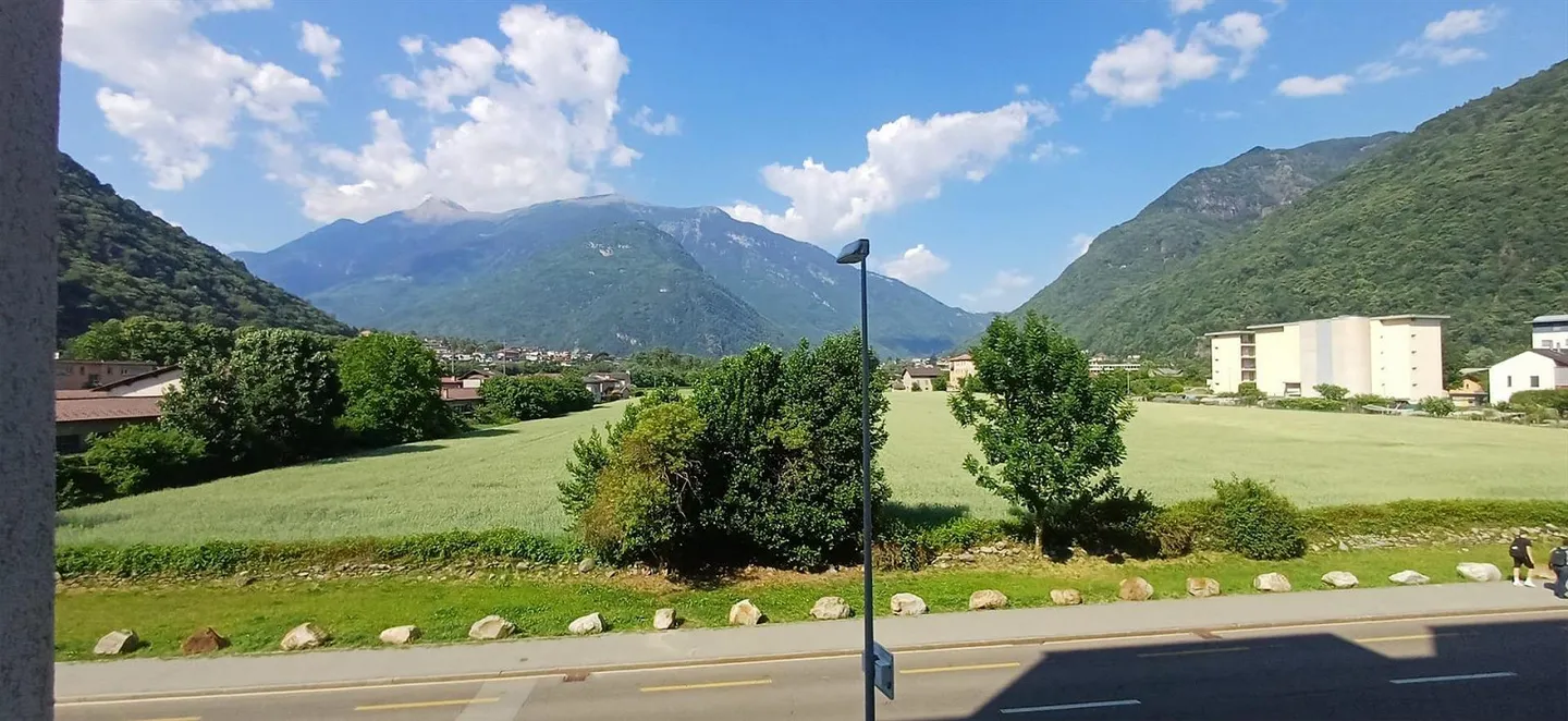 Appartement de 4,5 pièces près du centre de Bellinzone - Photo 1 sur 11