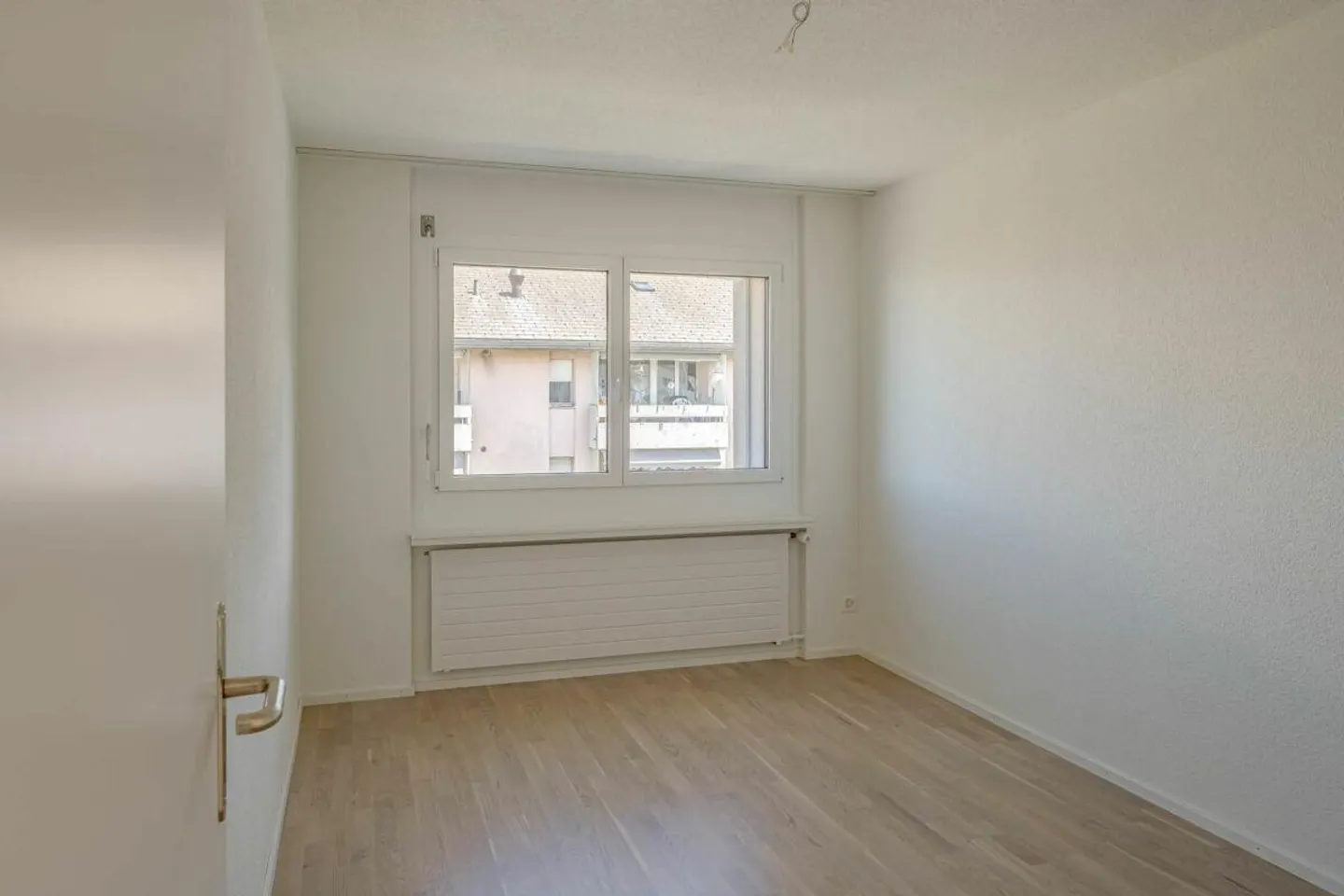 Modern 4.5 Room Apartment in the Center with Autumn Discount - Photo 7 of 11
