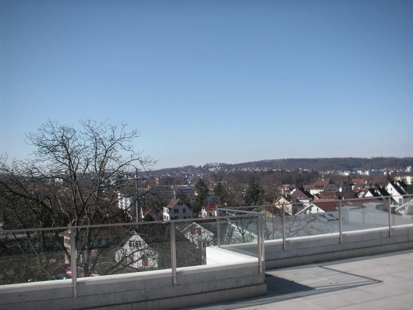 Geräumiges Penthouse mit Balkon - Foto 8 von 8