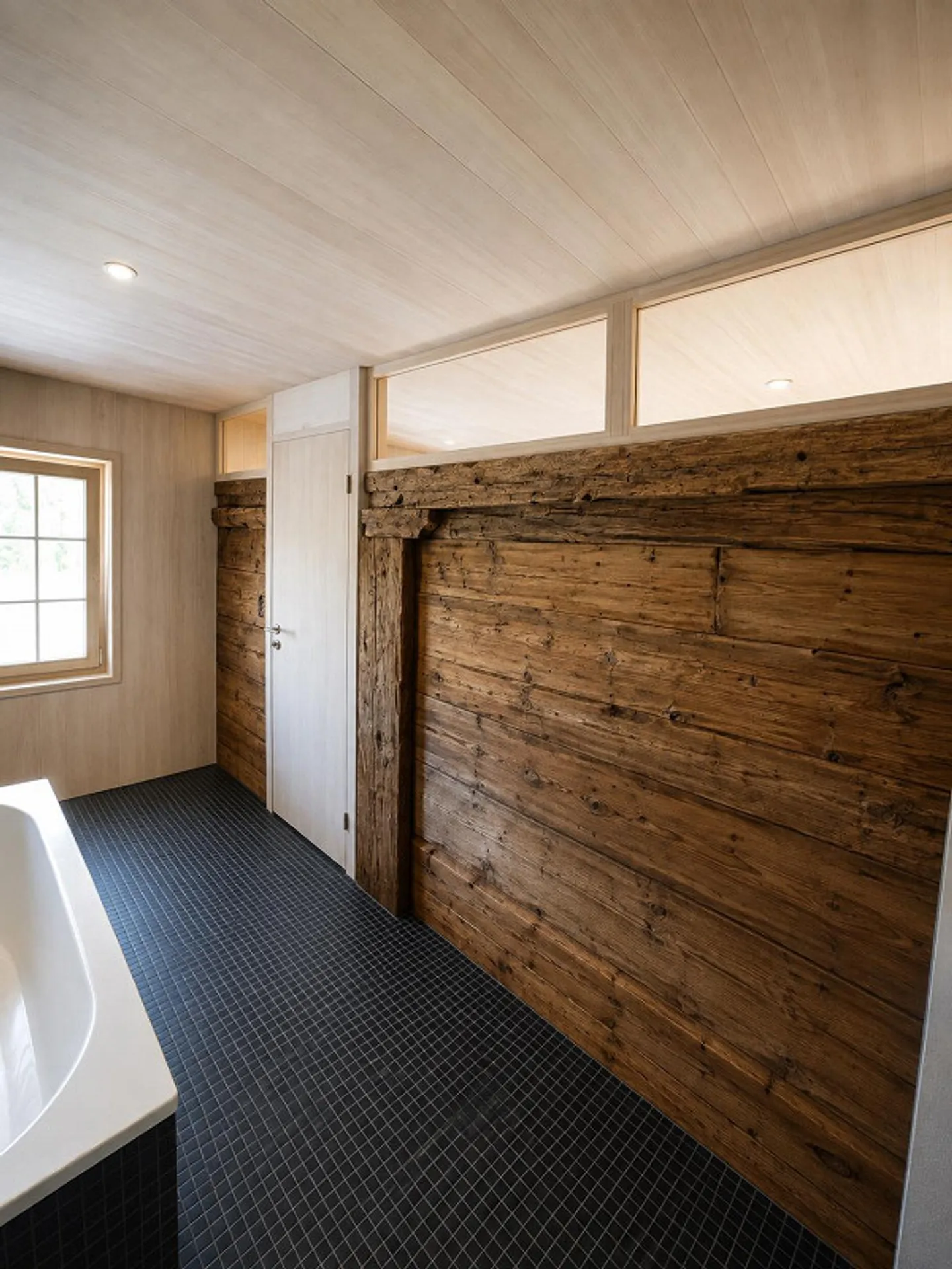 Living with History: Restored Farmhouse from 1617 - Photo 5 of 6