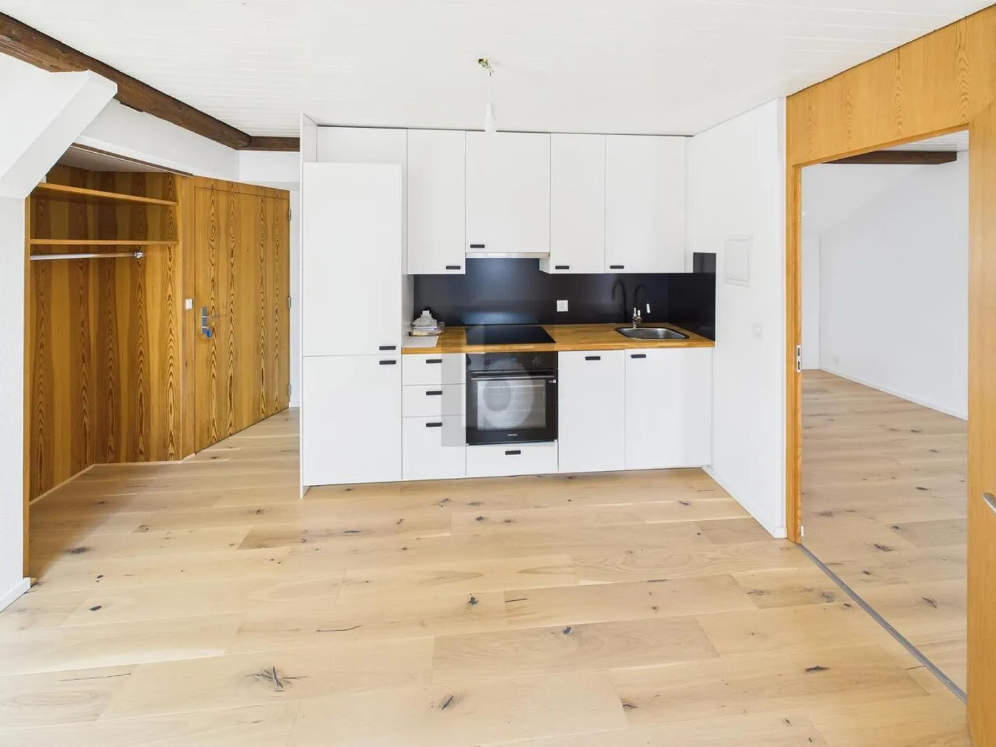 Charmante Appartement Simple Près de la Nature - Photo 2 sur 6