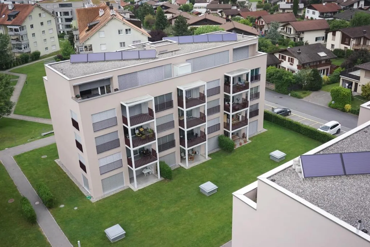 Beautiful, bright 2.5-room apartment in the Five Villages district - Photo 1 of 11