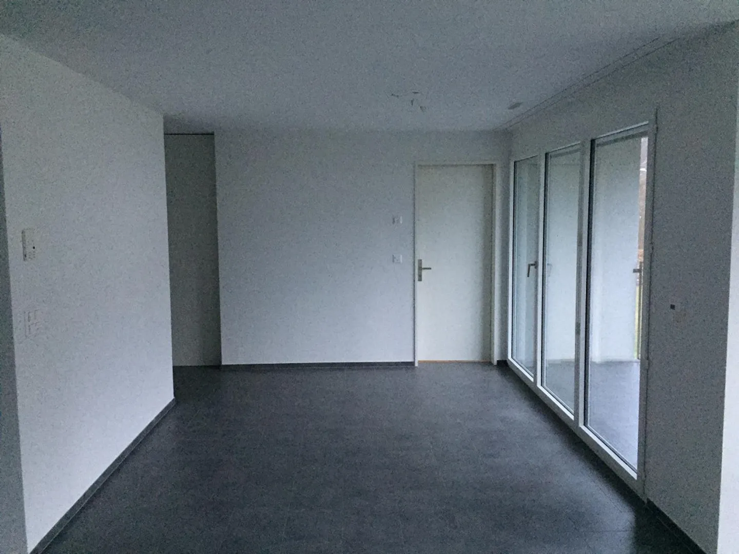 Beautiful, bright 2.5-room apartment in the Five Villages district - Photo 8 of 11