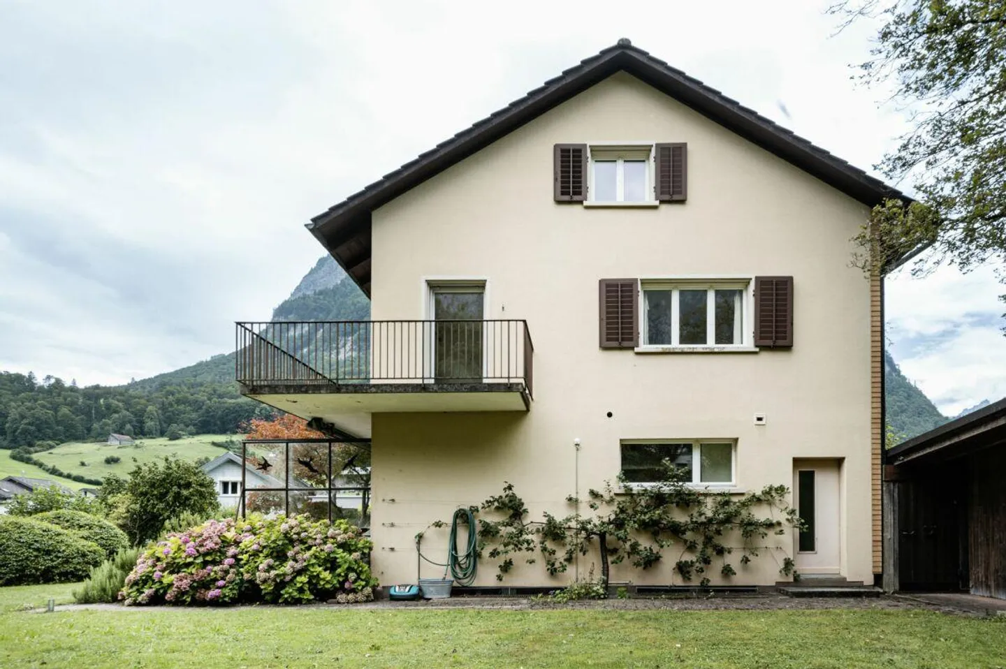 Charmantes Einfamilienhaus in ruhiger Lage - Foto 3 von 5