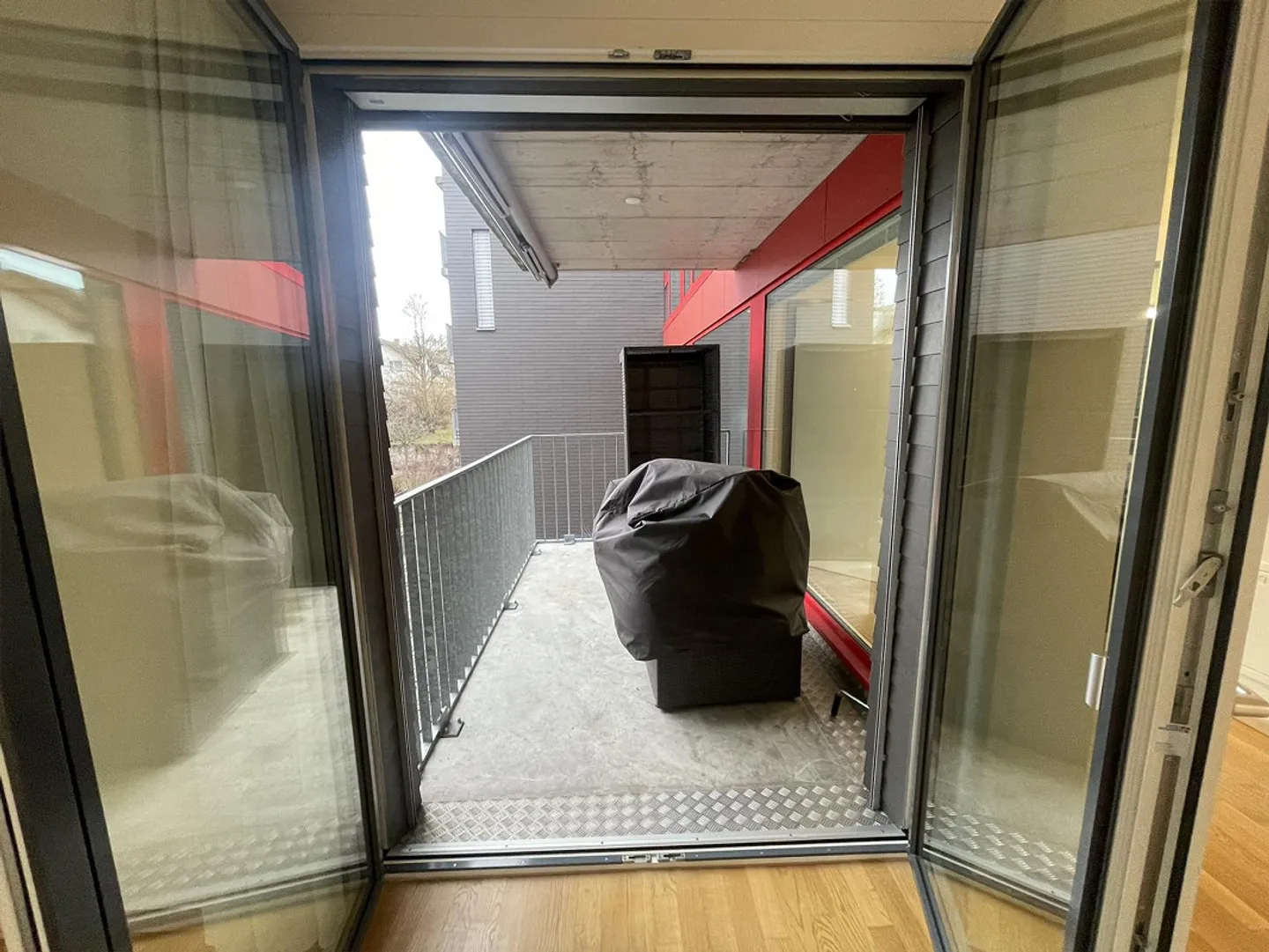 Moderno appartamento di 2,5 stanze con due balconi coperti - Foto 10 di 10