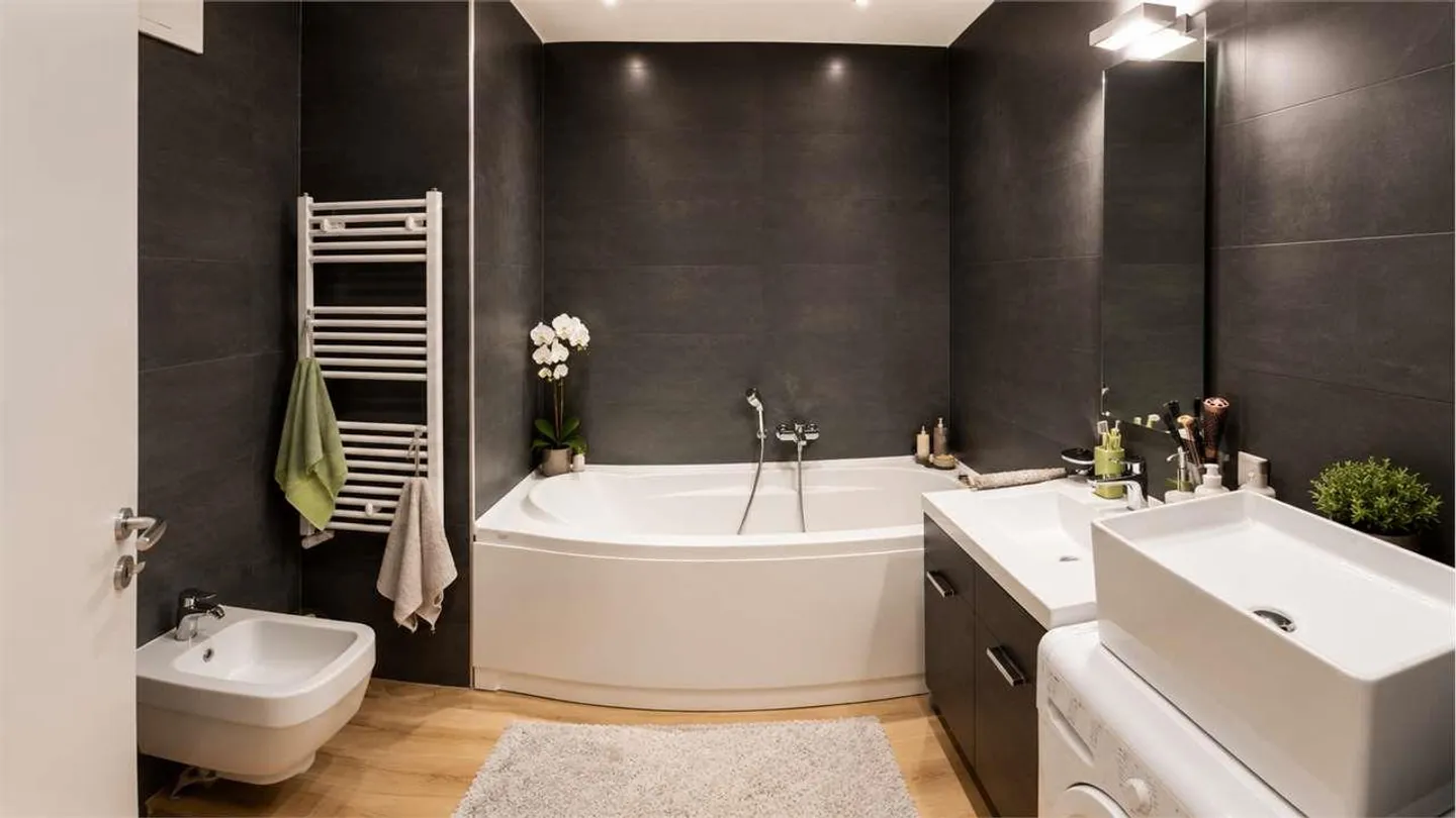 Massagno - Elegante appartamento di 2,5 locali in posizione strategica - Foto 5 von 7