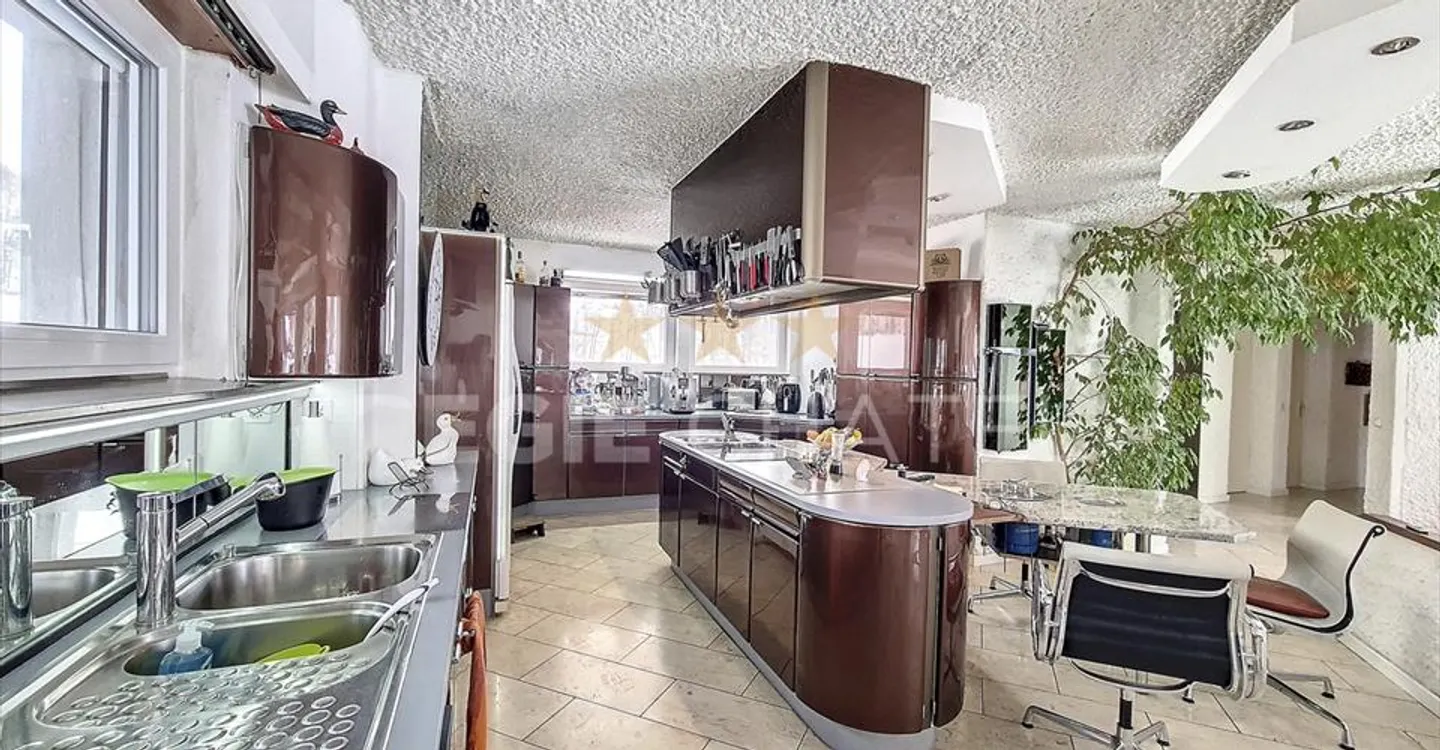 Unique Garden Apartment - Photo 4 of 7