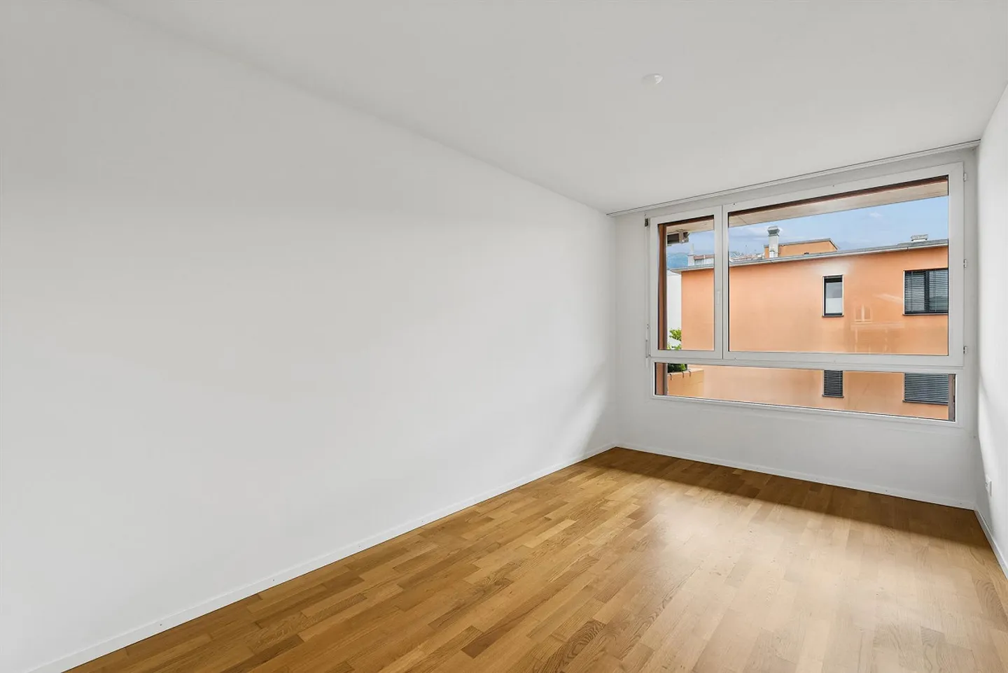 4.5 Room Maisonette Apartment in a Central Location in Rorschach - Photo 14 of 16