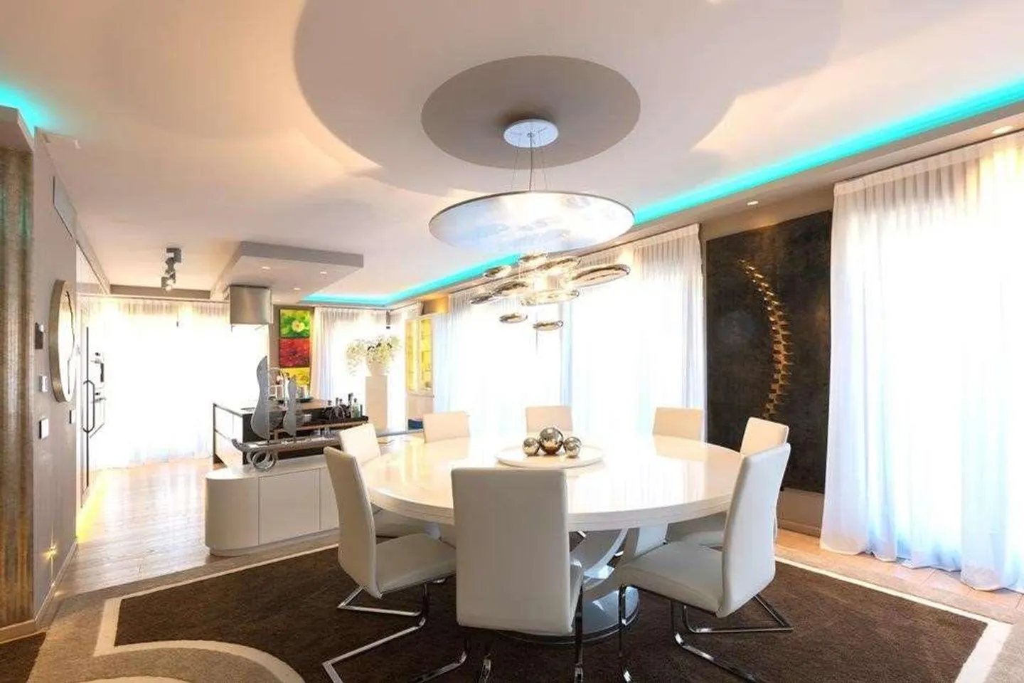 Elegante appartamento a 250 m2 dal lago - Foto 7 di 13