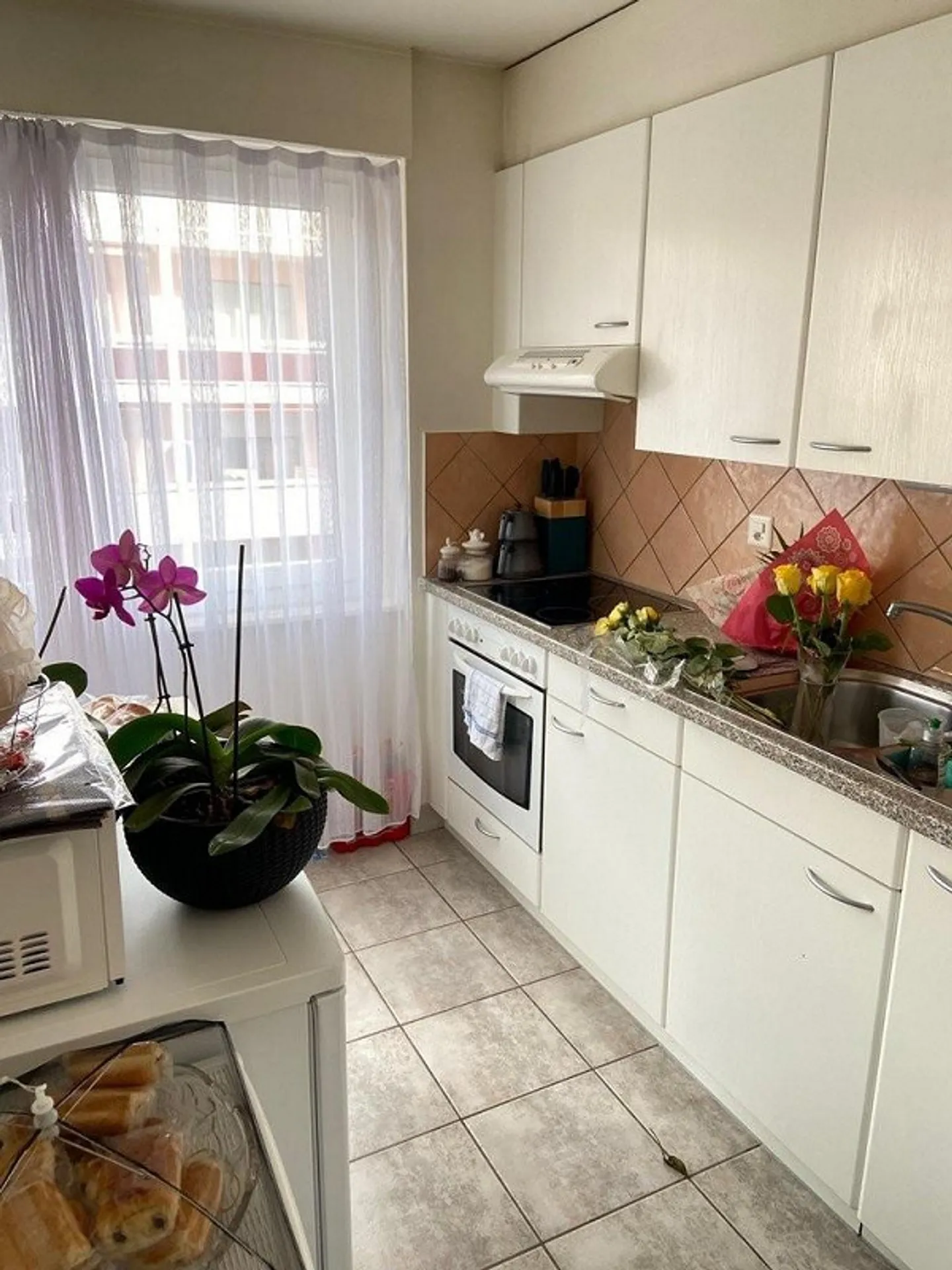 Spacieux appartement au coeur de Monthey - Foto 2 von 4