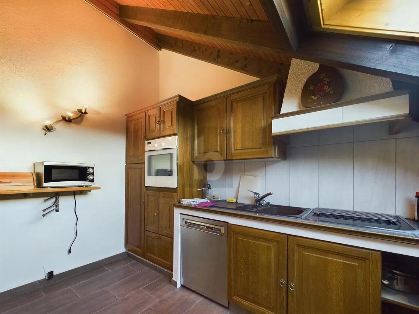 Geräumiges Duplex mit Balkonen - Foto 5 von 6