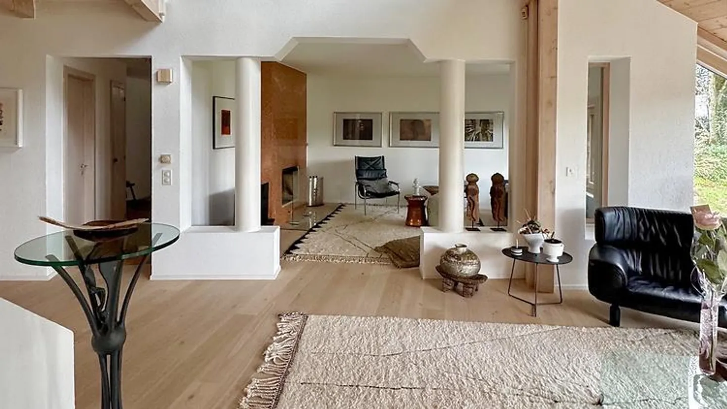 6-ZIMMER-HAUS IN VILLARS-SUR-GLÂNE (FR), MÖBLIERT, BEFRISTET - Foto 1 von 10