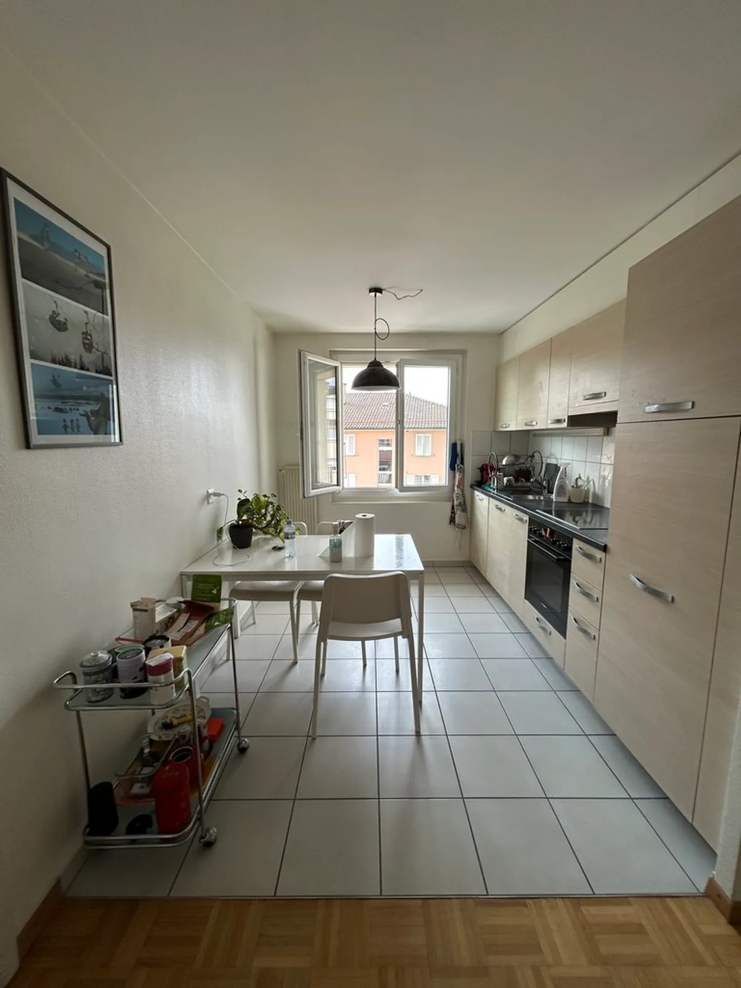 Charmant appartement 2.5 pièces - Photo 2 sur 9