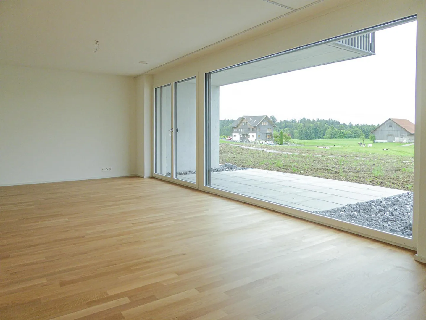 Appartement de jardin moderne avec vue géniale ! - Photo 3 sur 7
