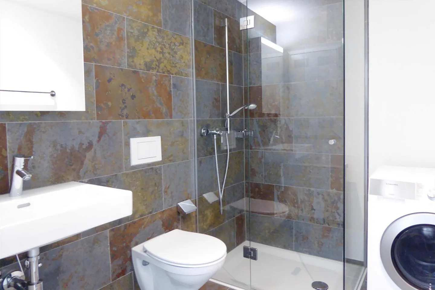 Appartement de jardin moderne avec vue géniale ! - Photo 4 sur 7