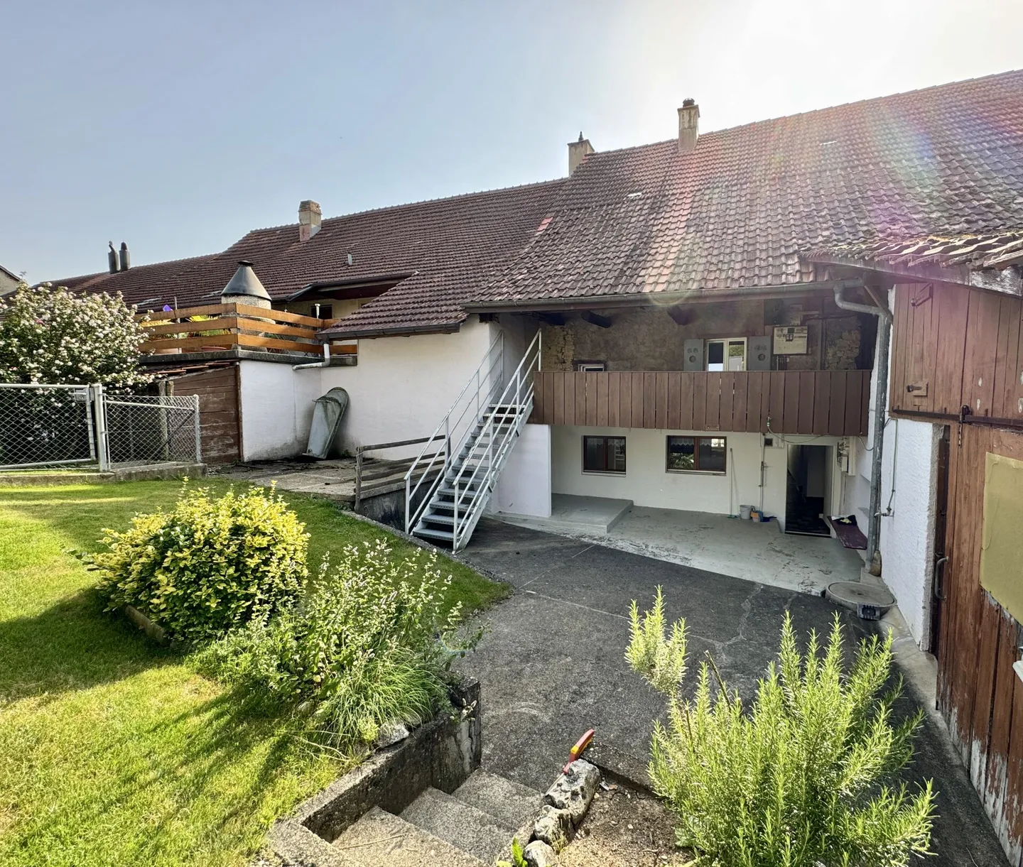 Affascinante casa di 5,5 stanze a Herznach - Foto 1 di 12