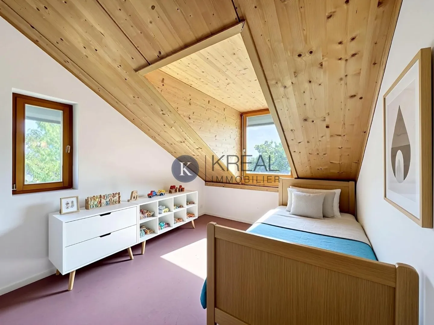 Two-family house with 5.5 rooms, tree-lined garden and sunny terrace - Photo 9 of 13