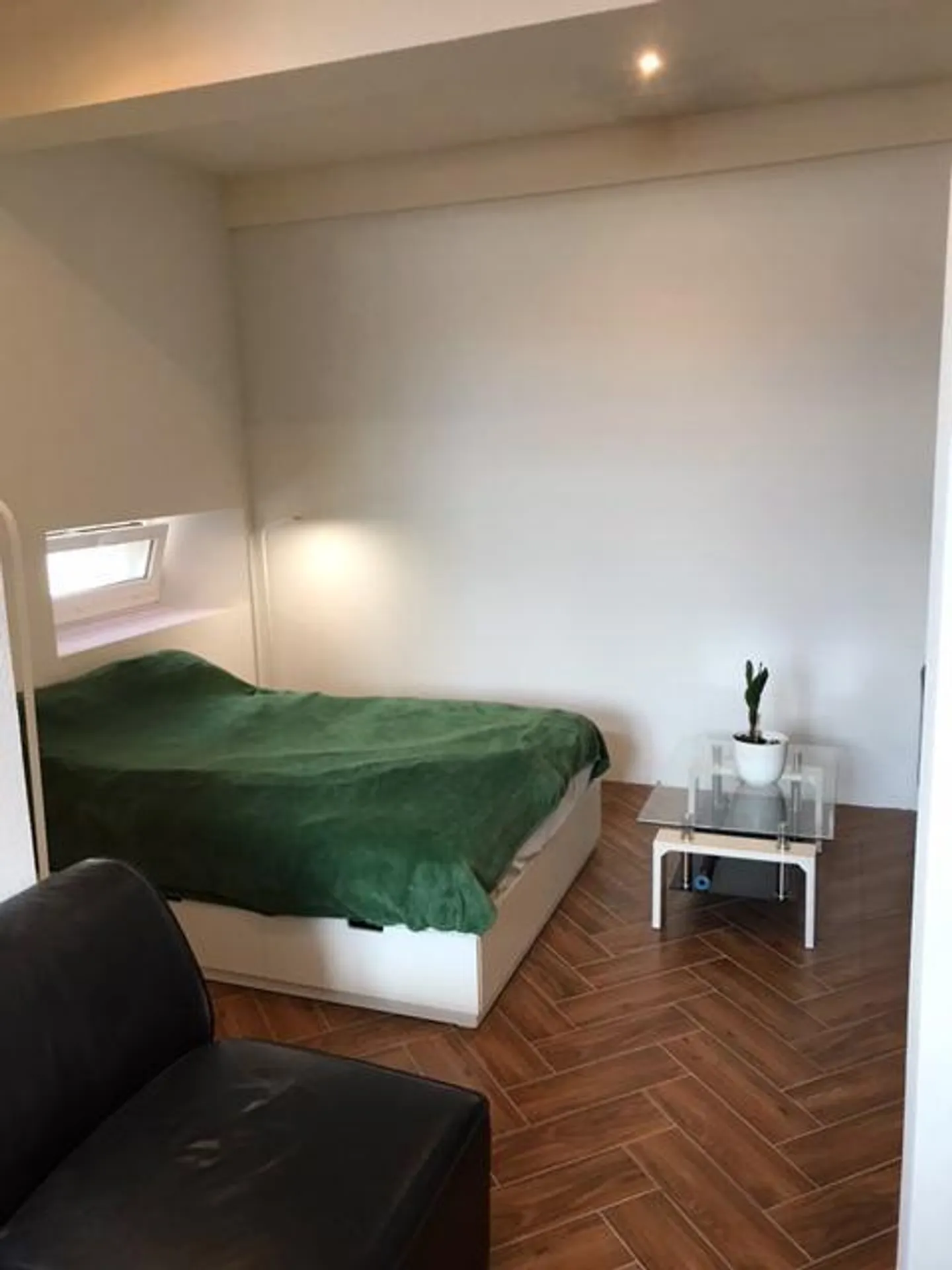 Contemporary 4.5-room apartment for sale in renovated building - Photo 9 of 11