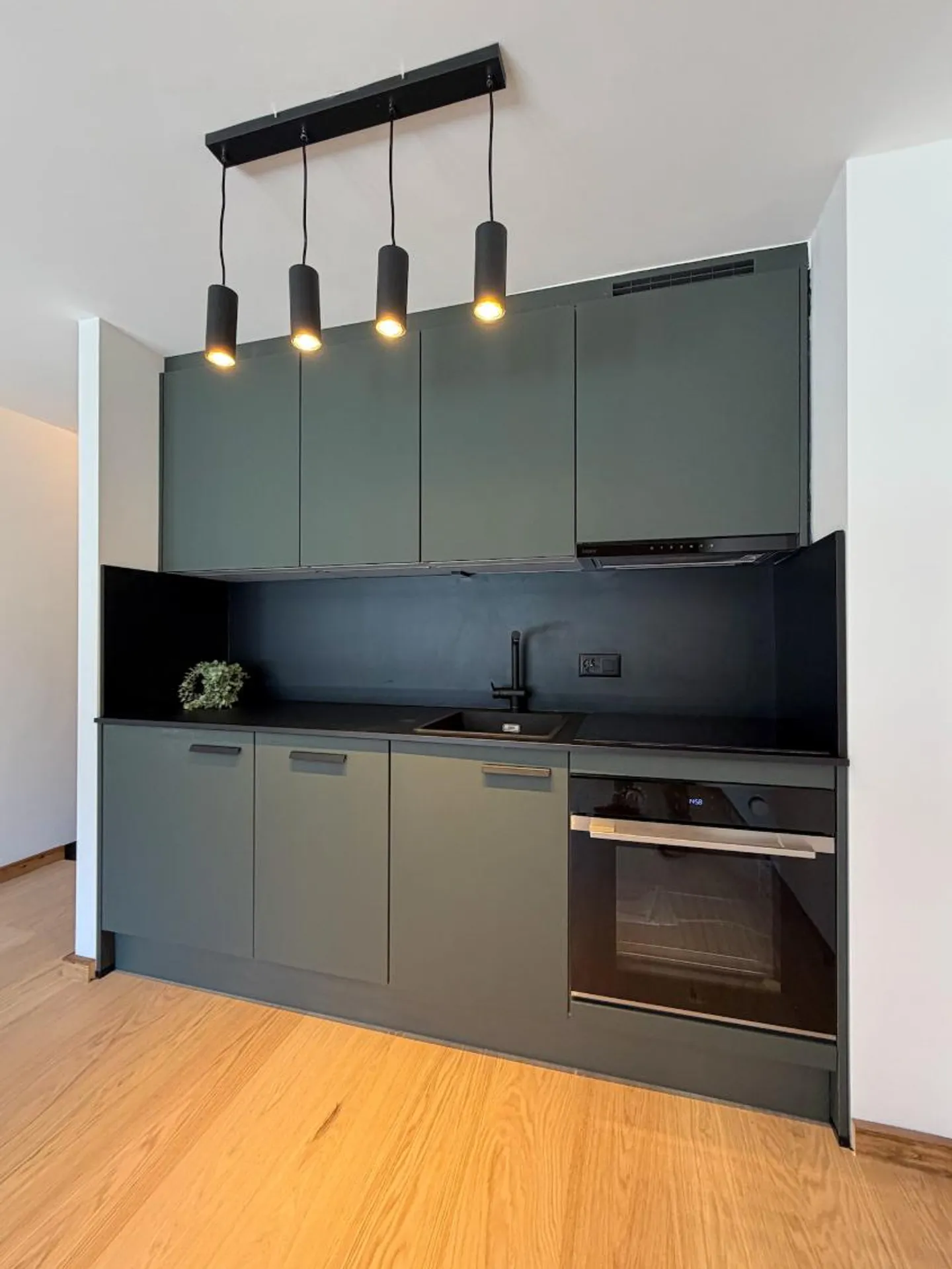 Renovierte Wohnung mit Terrasse - Foto 5 von 13