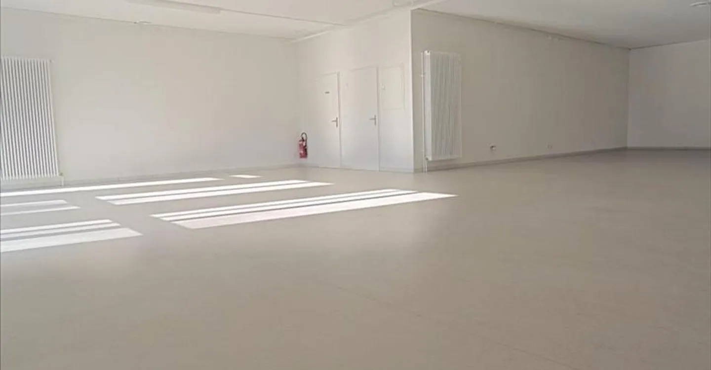 160m2 office and commercial premises for rent - Photo 3 of 9