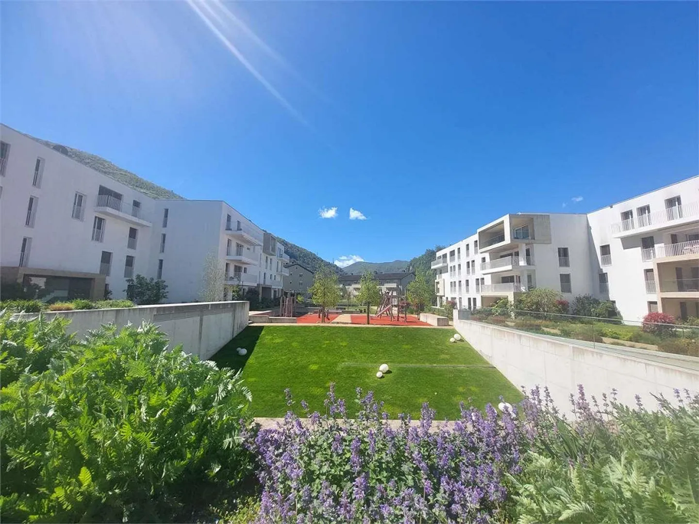 Elegante Wohnung mit privatem Garten - Foto 1 von 13