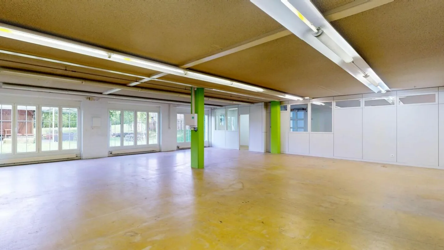 Attractive commercial or office space at top conditions - Photo 6 of 10
