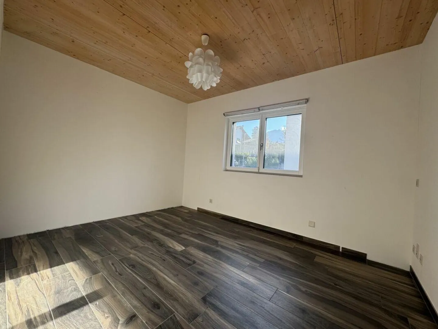 Magnifico Attico con Piscina Privata e Vista Dominante - Foto 4 di 8